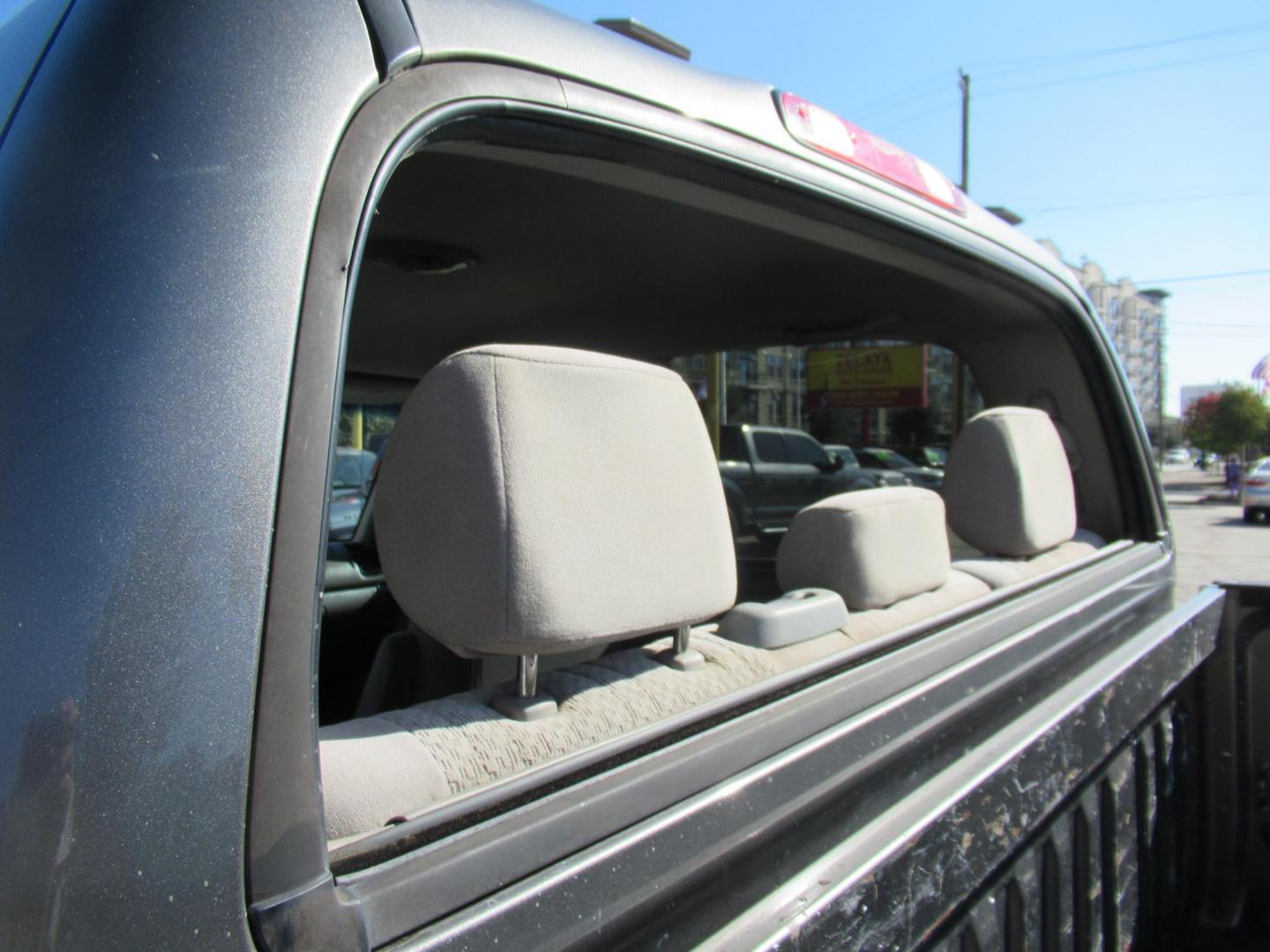 2006 Gray /Gray Toyota Tundra SR5 Double Cab (5TBET34136S) with an 4.7L V8 DOHC 32V engine, 5-Speed Automatic Overdrive transmission, located at 1511 North Shepherd Dr., Houston, TX, 77008, (281) 657-1221, 29.798361, -95.412560 - 2006 TOYOTA TUNDRA DOUBLE CAB SR5VIN: 5TBET34136S5357584 DOOR EXTENDED CAB PICKUP4.7L V8 F DOHC 32VGASOLINEREAR WHEEL DRIVE - Photo#18