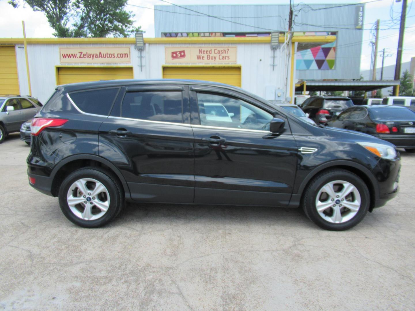 2014 Ford Escape SE's photo
