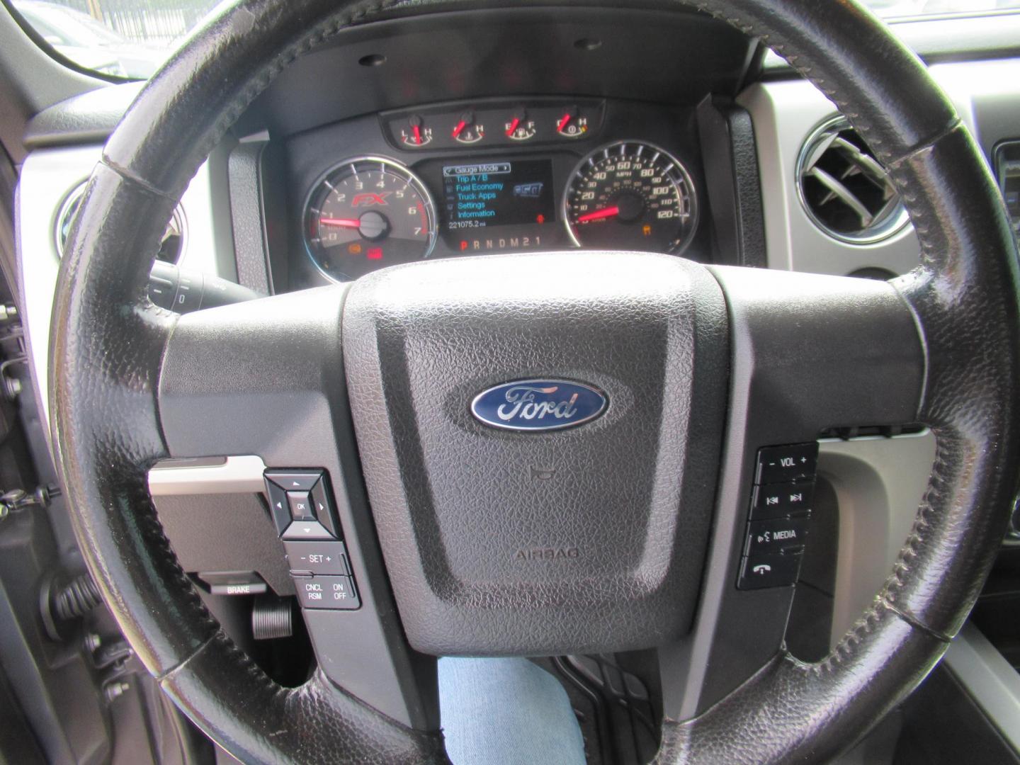 2014 Gray /Black Ford F-150 FX4 SuperCrew 5.5-ft. Bed 4WD (1FTFW1ETXEF) with an 3.5L V6 TURBO engine, Automatic transmission, located at 1511 North Shepherd Dr., Houston, TX, 77008, (281) 657-1221, 29.798361, -95.412560 - 2014 FORD F150 SUPERCREW VIN: 1FTFW1ETXEFB42913 CREW PICKUP 3.5L V6 F DOHC 24V GASOLINE REAR WHEEL DRIVE W/ 4X4 Original Window Sticker - Photo#1