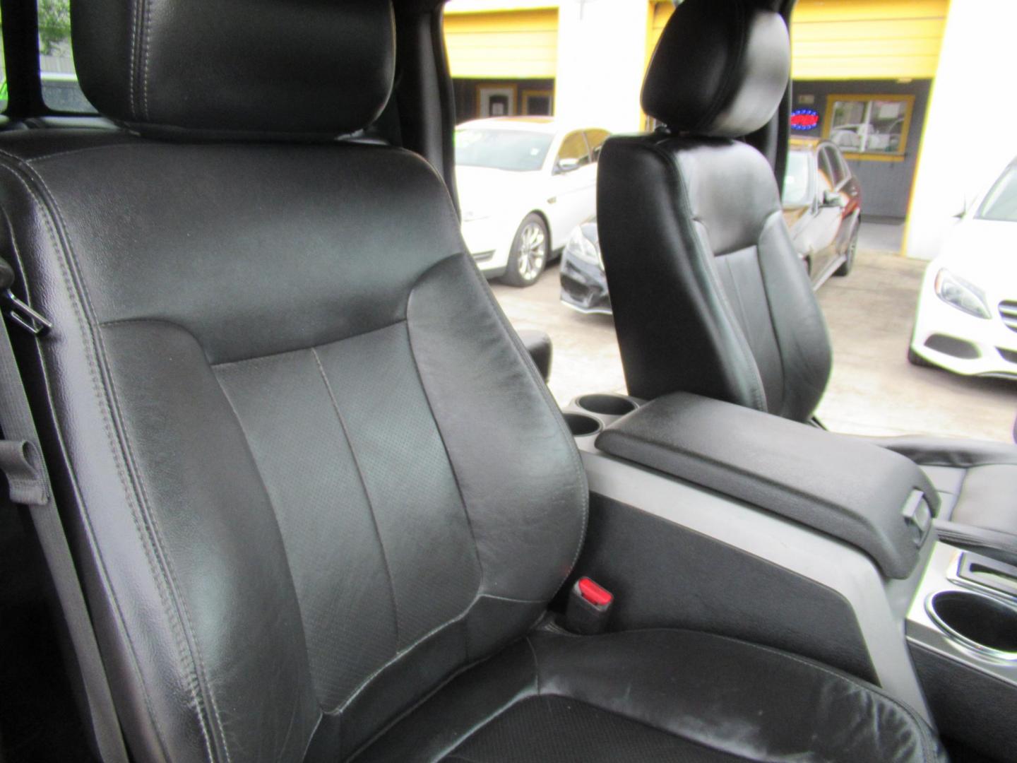2014 Gray /Black Ford F-150 FX4 SuperCrew 5.5-ft. Bed 4WD (1FTFW1ETXEF) with an 3.5L V6 TURBO engine, Automatic transmission, located at 1511 North Shepherd Dr., Houston, TX, 77008, (281) 657-1221, 29.798361, -95.412560 - 2014 FORD F150 SUPERCREW VIN: 1FTFW1ETXEFB42913 CREW PICKUP 3.5L V6 F DOHC 24V GASOLINE REAR WHEEL DRIVE W/ 4X4- Photo#14