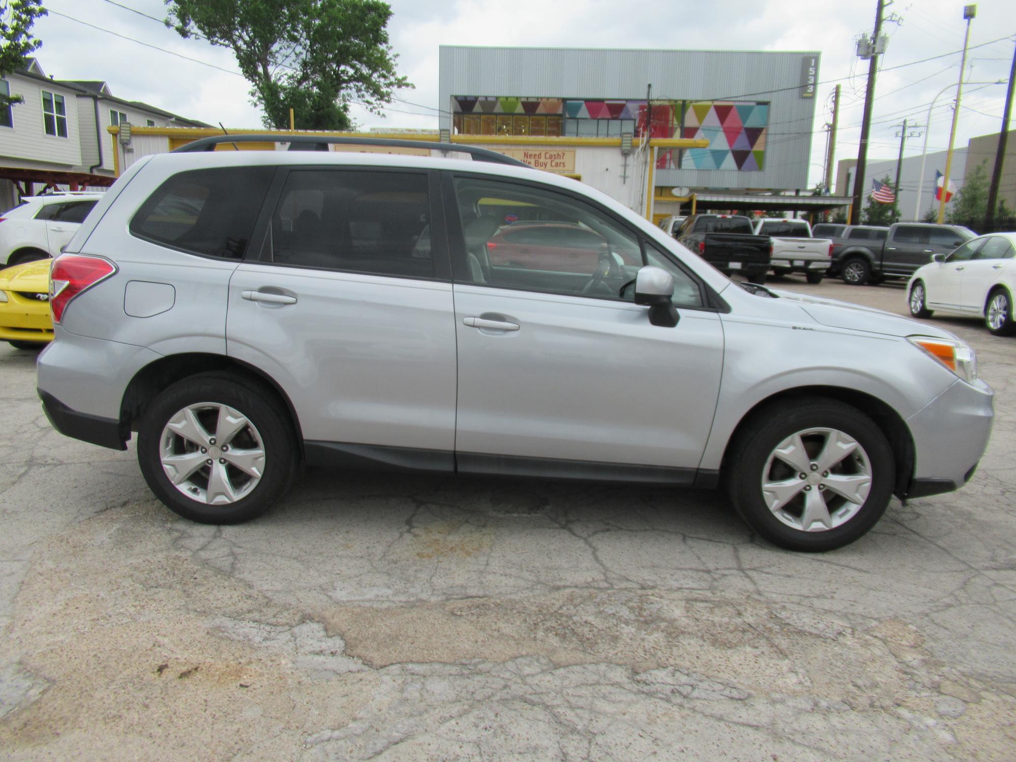 photo of 2014 Subaru Forester 2.5i Premium