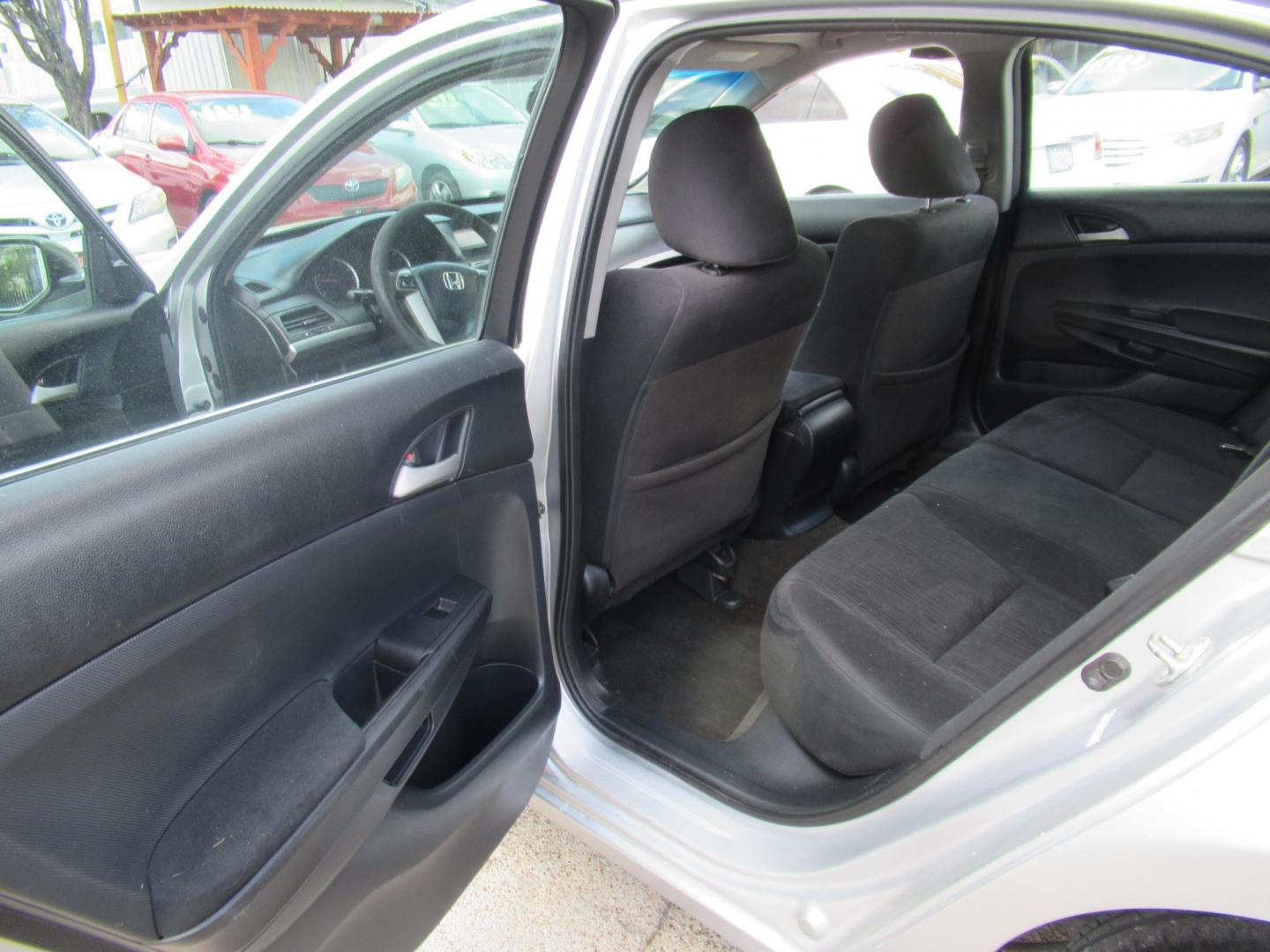 2012 Black /Black Honda Accord LX Sedan AT (1HGCP2F3XCA) with an 2.4L L4 DOHC 16V engine, Automatic transmission, located at 1511 North Shepherd Dr., Houston, TX, 77008, (281) 657-1221, 29.798361, -95.412560 - 2012 HONDA ACCORD LX VIN: 1HGCP2F3XCA209221 SEDAN 4 DR 2.4L I4 F DOHC 16V GASOLINE FRONT WHEEL DRIVE - Photo#4