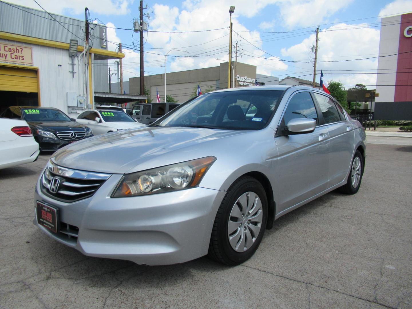 2012 Black /Black Honda Accord LX Sedan AT (1HGCP2F3XCA) with an 2.4L L4 DOHC 16V engine, Automatic transmission, located at 1511 North Shepherd Dr., Houston, TX, 77008, (281) 657-1221, 29.798361, -95.412560 - 2012 HONDA ACCORD LX VIN: 1HGCP2F3XCA209221 SEDAN 4 DR 2.4L I4 F DOHC 16V GASOLINE FRONT WHEEL DRIVE - Photo#17