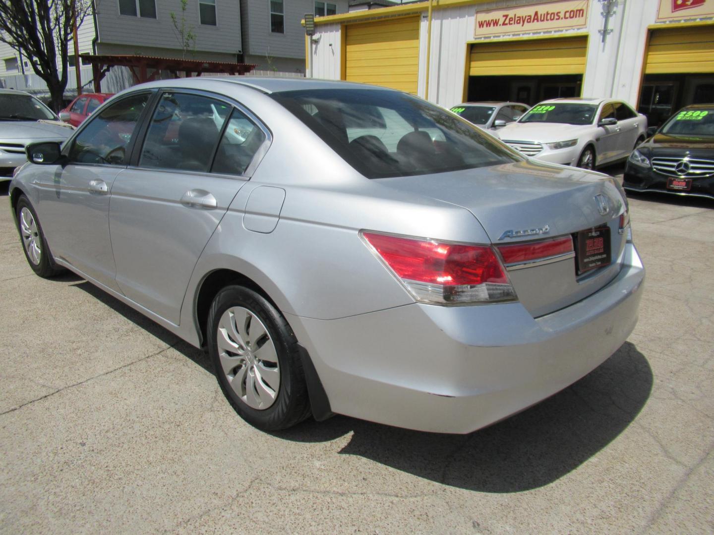2012 Black /Black Honda Accord LX Sedan AT (1HGCP2F3XCA) with an 2.4L L4 DOHC 16V engine, Automatic transmission, located at 1511 North Shepherd Dr., Houston, TX, 77008, (281) 657-1221, 29.798361, -95.412560 - 2012 HONDA ACCORD LX VIN: 1HGCP2F3XCA209221 SEDAN 4 DR 2.4L I4 F DOHC 16V GASOLINE FRONT WHEEL DRIVE - Photo#25