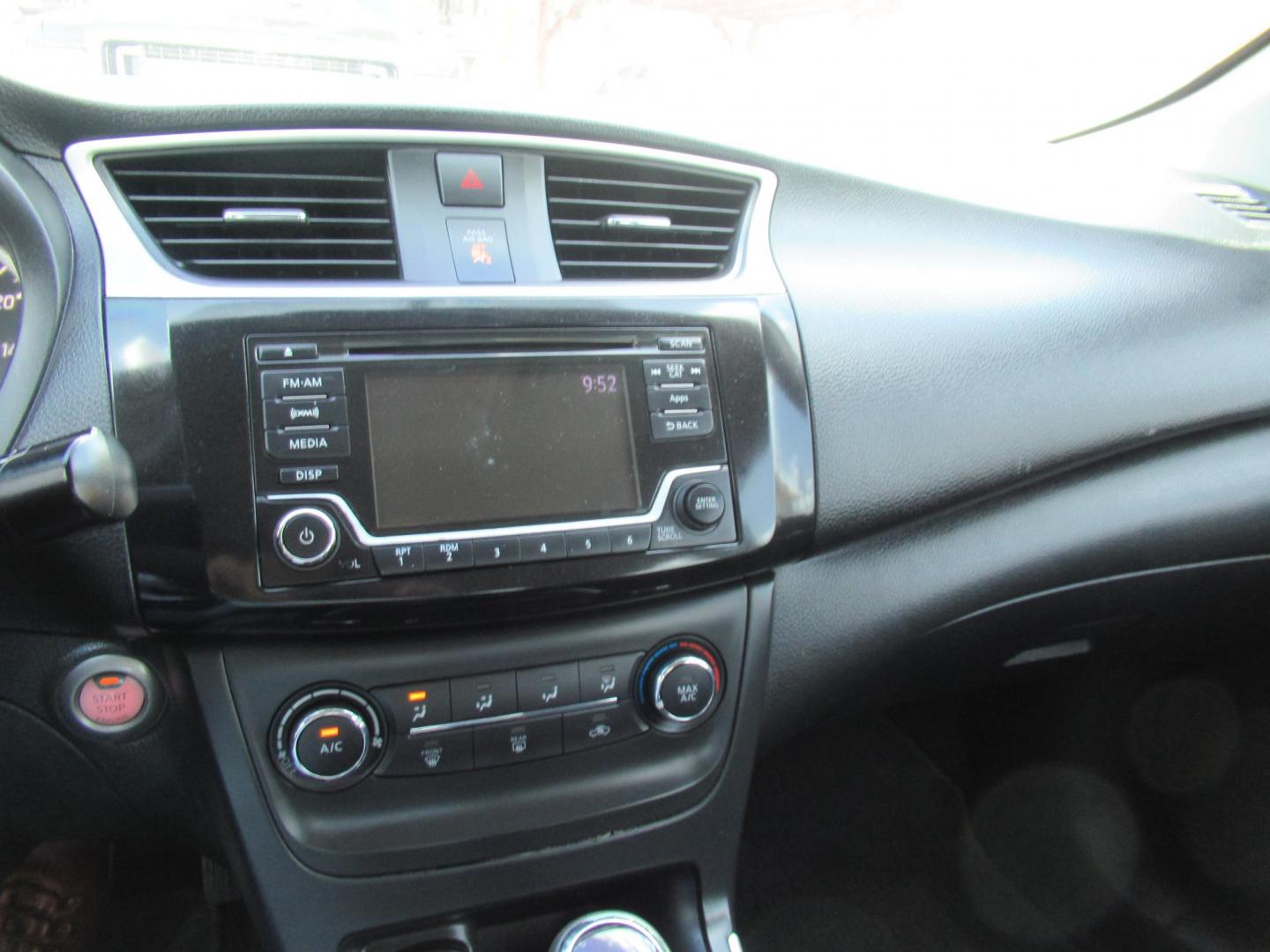 2016 /Black Nissan Sentra FE+ S (3N1AB7AP9GY) with an 1.8L L4 SFI DOHC 16V engine, CVT transmission, located at 1511 North Shepherd Dr., Houston, TX, 77008, (281) 657-1221, 29.798361, -95.412560 - 2016 NISSAN SENTRA S/SV/SR/SL VIN: 3N1AB7AP9GY233624 SEDAN 4 DR 1.8L I4 F DOHC 16V GASOLINE FRONT WHEEL DRIVE - Photo#1