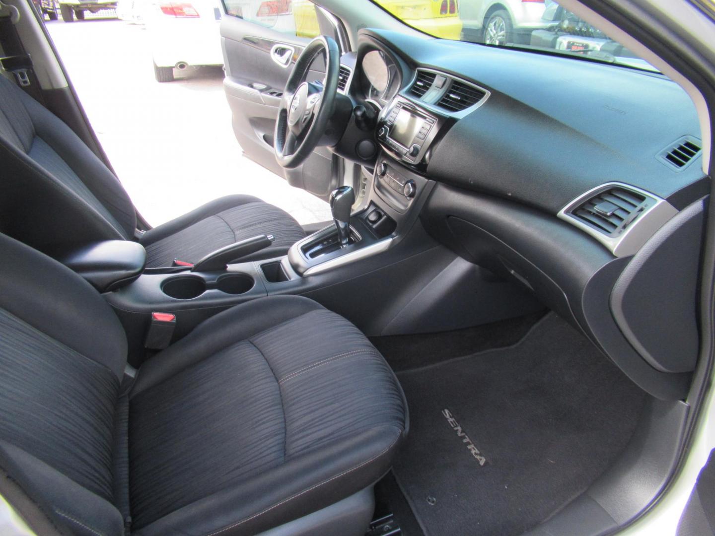 2016 /Black Nissan Sentra FE+ S (3N1AB7AP9GY) with an 1.8L L4 SFI DOHC 16V engine, CVT transmission, located at 1511 North Shepherd Dr., Houston, TX, 77008, (281) 657-1221, 29.798361, -95.412560 - 2016 NISSAN SENTRA S/SV/SR/SL VIN: 3N1AB7AP9GY233624 SEDAN 4 DR 1.8L I4 F DOHC 16V GASOLINE FRONT WHEEL DRIVE - Photo#12