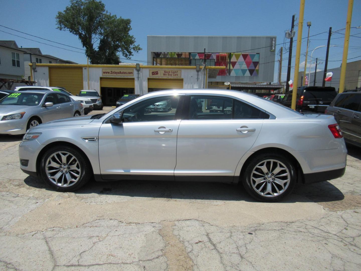 2013 Silver /Black Ford Taurus Limited FWD (1FAHP2F89DG) with an 3.5L V6 DOHC 24V engine, Automatic transmission, located at 1511 North Shepherd Dr., Houston, TX, 77008, (281) 657-1221, 29.798361, -95.412560 - 2013 FORD TAURUS LIMITED VIN: 1FAHP2F89DG103802 1 F A H P 2 F 8 9 D G 1 0 3 8 0 2 SEDAN 4 DR 3.5L V6 F DOHC 24V GASOLINE FRONT WHEEL DRIVE - Photo#22
