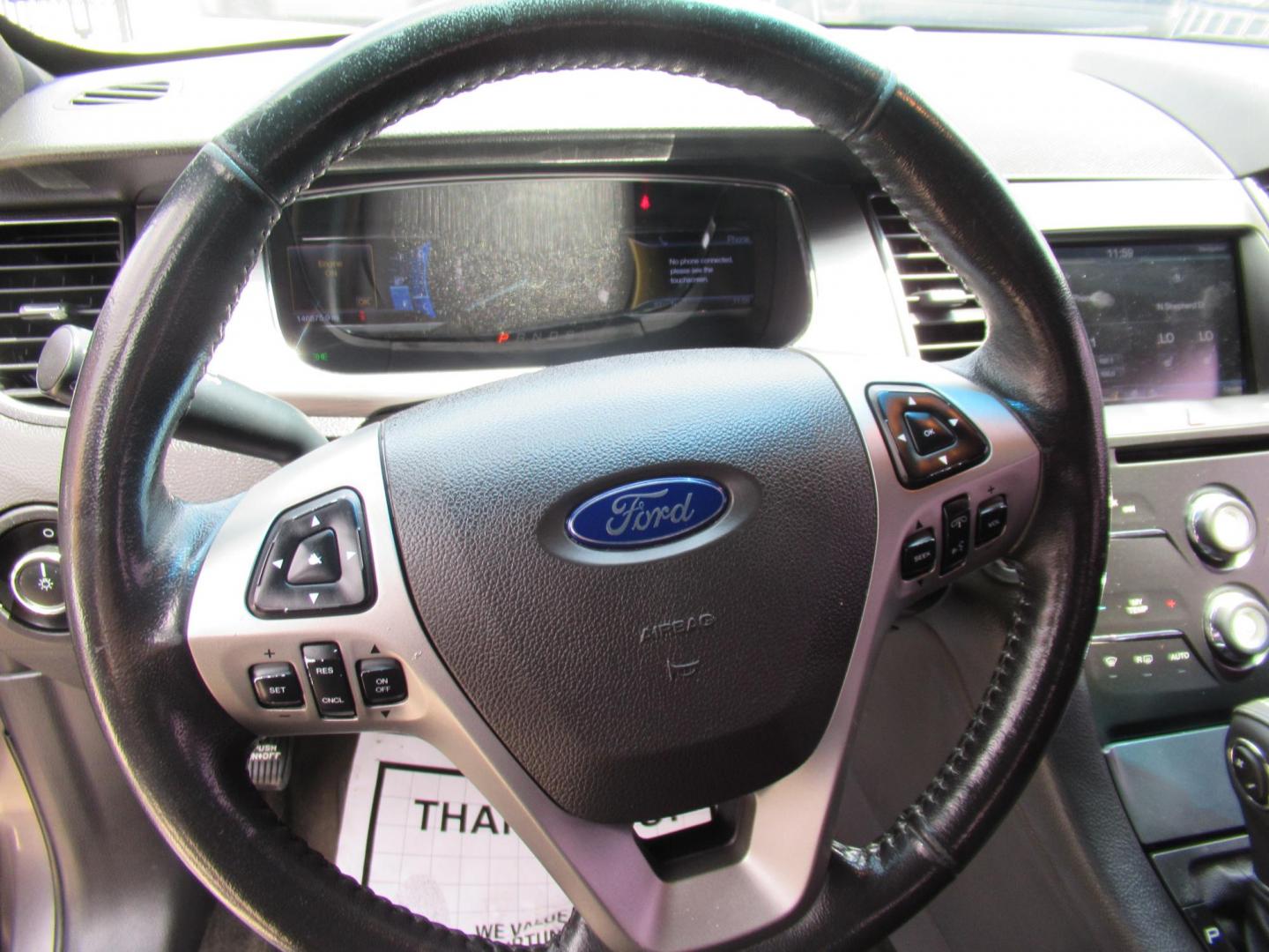 2013 Gray /Black Ford Taurus SEL AWD (1FAHP2H86DG) with an 3.5L V6 DOHC 24V engine, Automatic transmission, located at 1511 North Shepherd Dr., Houston, TX, 77008, (281) 657-1221, 29.798361, -95.412560 - 2013 FORD TAURUS SEL VIN: 1FAHP2H86DG164666 1 F A H P 2 H 8 6 D G 1 6 4 6 6 6 SEDAN 4 DR 3.5L V6 F DOHC 24V GASOLINE ALL WHEEL DRIVE - Photo#2