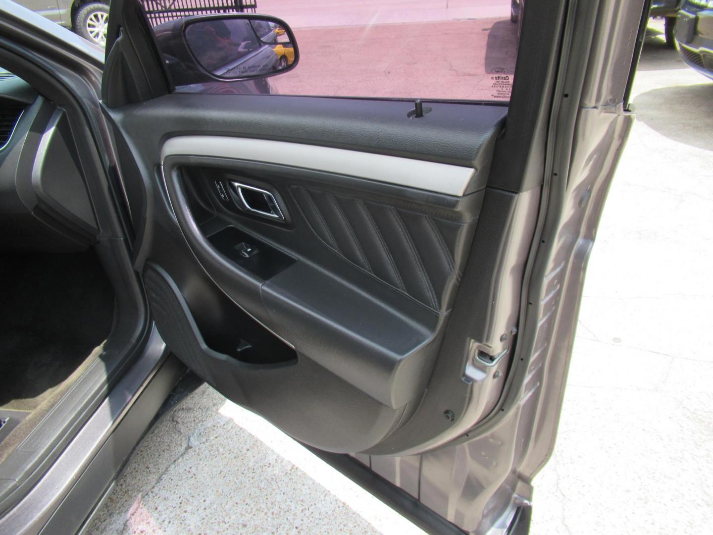 2013 Gray /Black Ford Taurus SEL AWD (1FAHP2H86DG) with an 3.5L V6 DOHC 24V engine, Automatic transmission, located at 1511 North Shepherd Dr., Houston, TX, 77008, (281) 657-1221, 29.798361, -95.412560 - 2013 FORD TAURUS SEL VIN: 1FAHP2H86DG164666 1 F A H P 2 H 8 6 D G 1 6 4 6 6 6 SEDAN 4 DR 3.5L V6 F DOHC 24V GASOLINE ALL WHEEL DRIVE - Photo#13