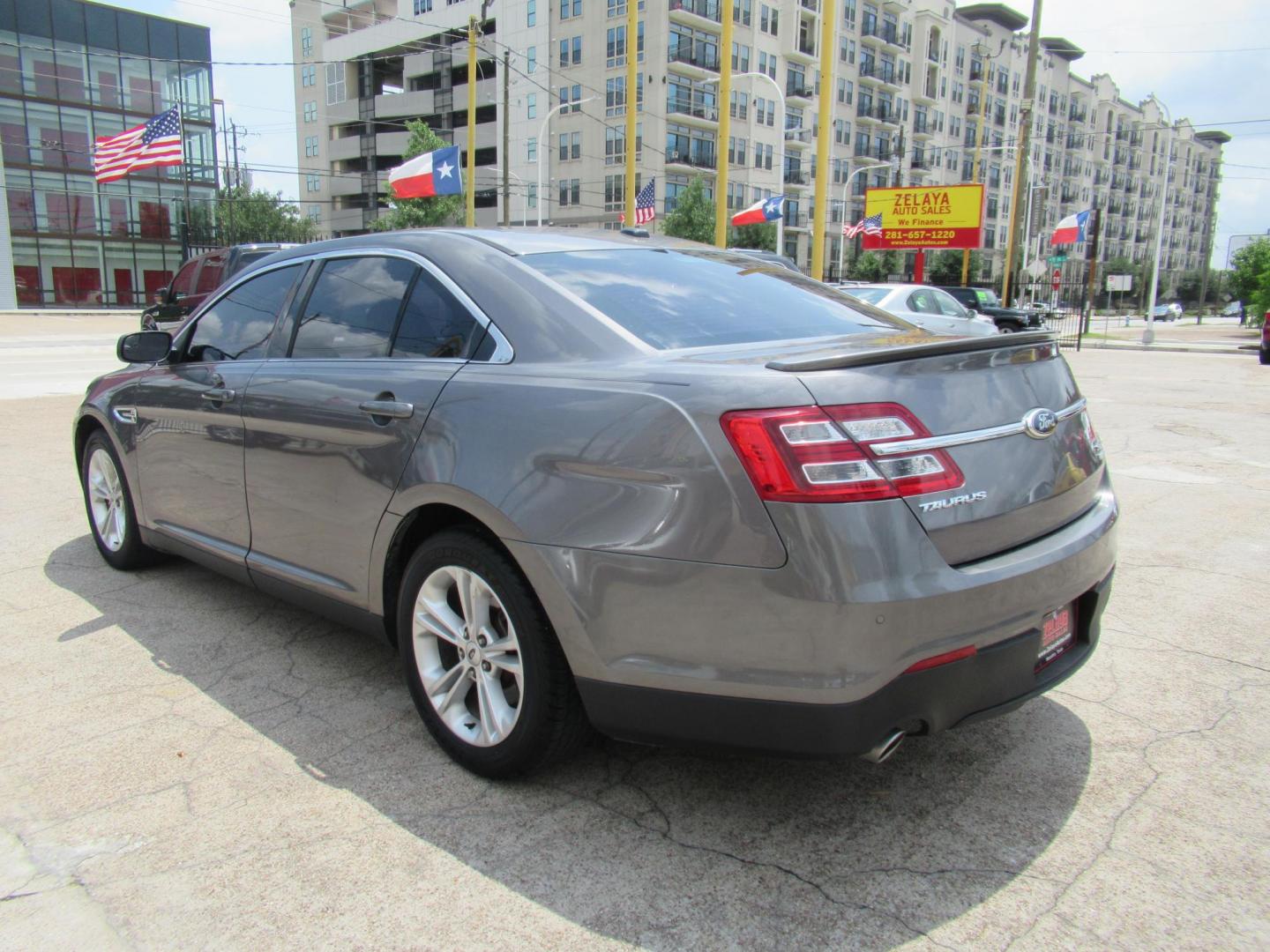 2013 Gray /Black Ford Taurus SEL AWD (1FAHP2H86DG) with an 3.5L V6 DOHC 24V engine, Automatic transmission, located at 1511 North Shepherd Dr., Houston, TX, 77008, (281) 657-1221, 29.798361, -95.412560 - 2013 FORD TAURUS SEL VIN: 1FAHP2H86DG164666 1 F A H P 2 H 8 6 D G 1 6 4 6 6 6 SEDAN 4 DR 3.5L V6 F DOHC 24V GASOLINE ALL WHEEL DRIVE - Photo#23