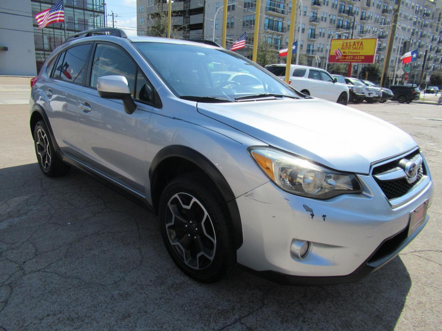 2014 Silver /Black Subaru XV Crosstrek 2.0 Limited (JF2GPAGC2E8) with an 2.0L L4 DOHC 16V engine, Continuously Variable Transmission transmission, located at 1511 North Shepherd Dr., Houston, TX, 77008, (281) 657-1221, 29.798361, -95.412560 - 2014 SUBARU XV CROSSTREK 2.0I LIMITED VIN: JF2GPAGC2E8292177 J F 2 G P A G C 2 E 8 2 9 2 1 7 7 4 DOOR WAGON/SPORT UTILITY 2.0L H4 F DOHC 16V GASOLINE ALL WHEEL DRIVE - Photo#22