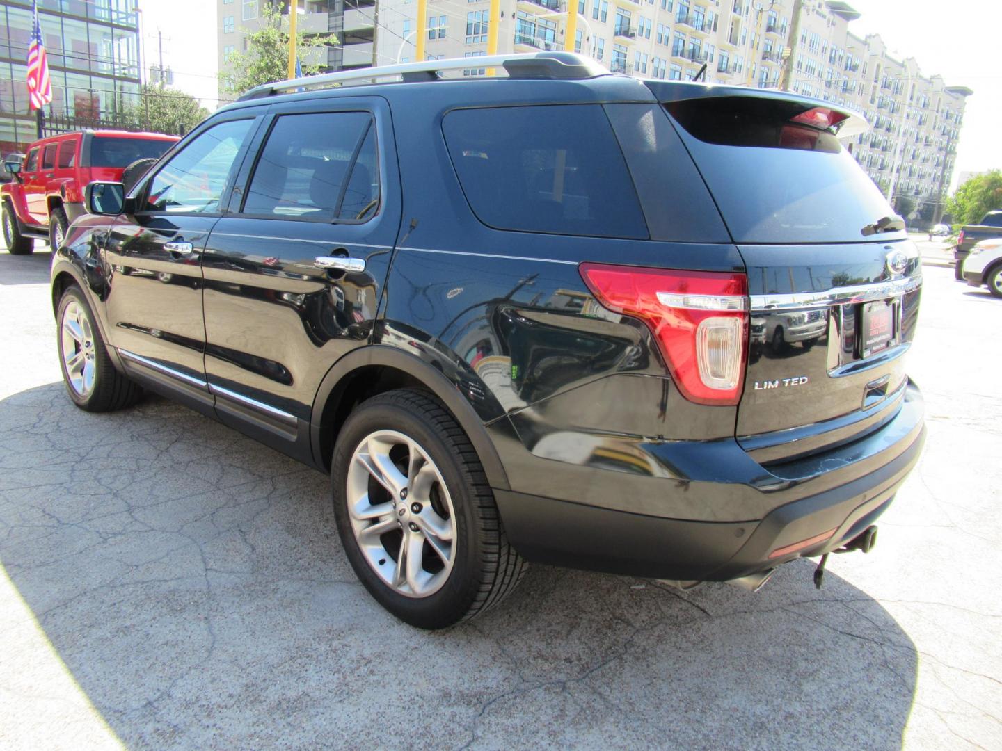2014 Black /Black Ford Explorer Limited (1FM5K8F84EG) with an 3.5L V6 F DOHC 24V engine, Automatic transmission, located at 1511 North Shepherd Dr., Houston, TX, 77008, (281) 657-1221, 29.798361, -95.412560 - 2014 FORD EXPLORER LIMITED VIN: 1FM5K8F84EGB95753 1 F M 5 K 8 F 8 4 E G B 9 5 7 5 3 4 DOOR WAGON/SPORT UTILITY 3.5L V6 F DOHC 24V GASOLINE FRONT WHEEL DRIVE W/ 4X4 - Photo#20