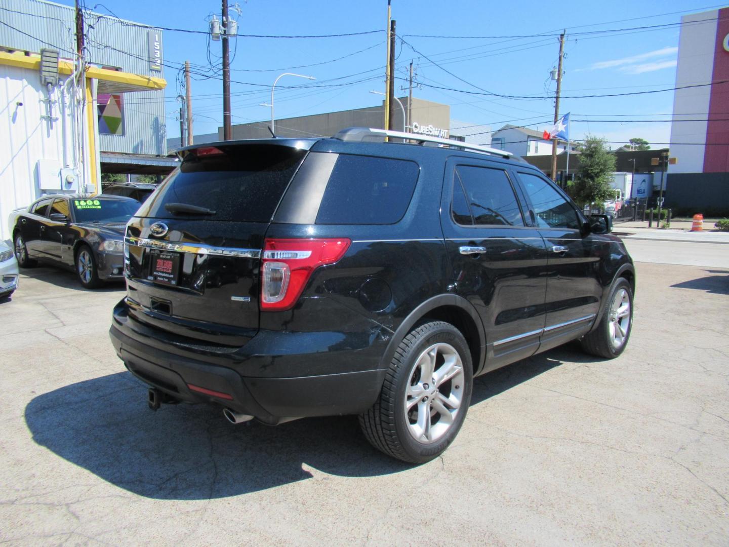 2014 Black /Black Ford Explorer Limited (1FM5K8F84EG) with an 3.5L V6 F DOHC 24V engine, Automatic transmission, located at 1511 North Shepherd Dr., Houston, TX, 77008, (281) 657-1221, 29.798361, -95.412560 - 2014 FORD EXPLORER LIMITED VIN: 1FM5K8F84EGB95753 1 F M 5 K 8 F 8 4 E G B 9 5 7 5 3 4 DOOR WAGON/SPORT UTILITY 3.5L V6 F DOHC 24V GASOLINE FRONT WHEEL DRIVE W/ 4X4 - Photo#26