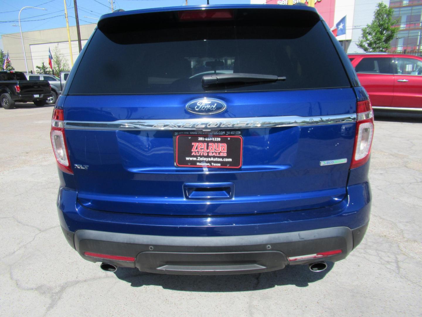 2013 Blue /Tan Ford Explorer XLT (1FM5K7D91DG) with an 2.0L I4 F DOHC 16V engine, Automatic transmission, located at 1511 North Shepherd Dr., Houston, TX, 77008, (281) 657-1221, 29.798361, -95.412560 - 2013 FORD EXPLORER XLT VIN: 1FM5K7D91DGA50027 1 F M 5 K 7 D 9 1 D G A 5 0 0 2 7 4 DOOR WAGON/SPORT UTILITY 2.0L I4 F DOHC 16V GASOLINE FRONT WHEEL DRIVE - Photo#12