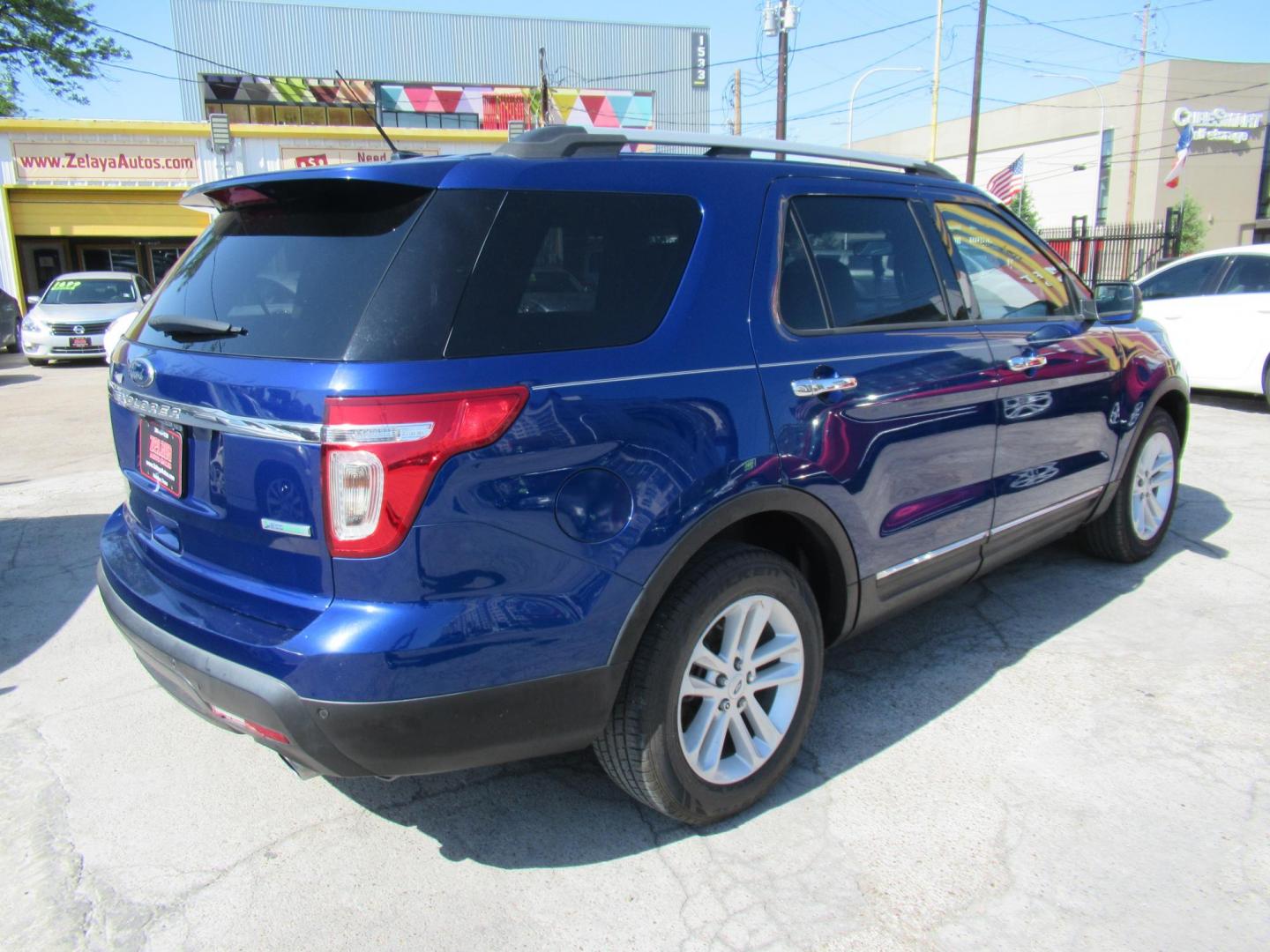 2013 Blue /Tan Ford Explorer XLT (1FM5K7D91DG) with an 2.0L I4 F DOHC 16V engine, Automatic transmission, located at 1511 North Shepherd Dr., Houston, TX, 77008, (281) 657-1221, 29.798361, -95.412560 - 2013 FORD EXPLORER XLT VIN: 1FM5K7D91DGA50027 1 F M 5 K 7 D 9 1 D G A 5 0 0 2 7 4 DOOR WAGON/SPORT UTILITY 2.0L I4 F DOHC 16V GASOLINE FRONT WHEEL DRIVE - Photo#13