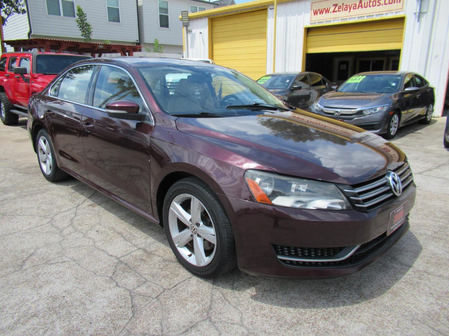 2014 MAROON /Tan Volkswagen Passat 2.5L SE PZEV (1VWBP7A37EC) with an 2.5L I5 F DOHC 20V engine, Automatic transmission, located at 1511 North Shepherd Dr., Houston, TX, 77008, (281) 657-1221, 29.798361, -95.412560 - 2014 VOLKSWAGEN PASSAT 2.5L SE PZEV VIN: 1VWBP7A37EC014695 1 V W B P 7 A 3 7 E C 0 1 4 6 9 5 SEDAN 4 DR 2.5L I5 F DOHC 20V GASOLINE FRONT WHEEL DRIVE - Photo#15