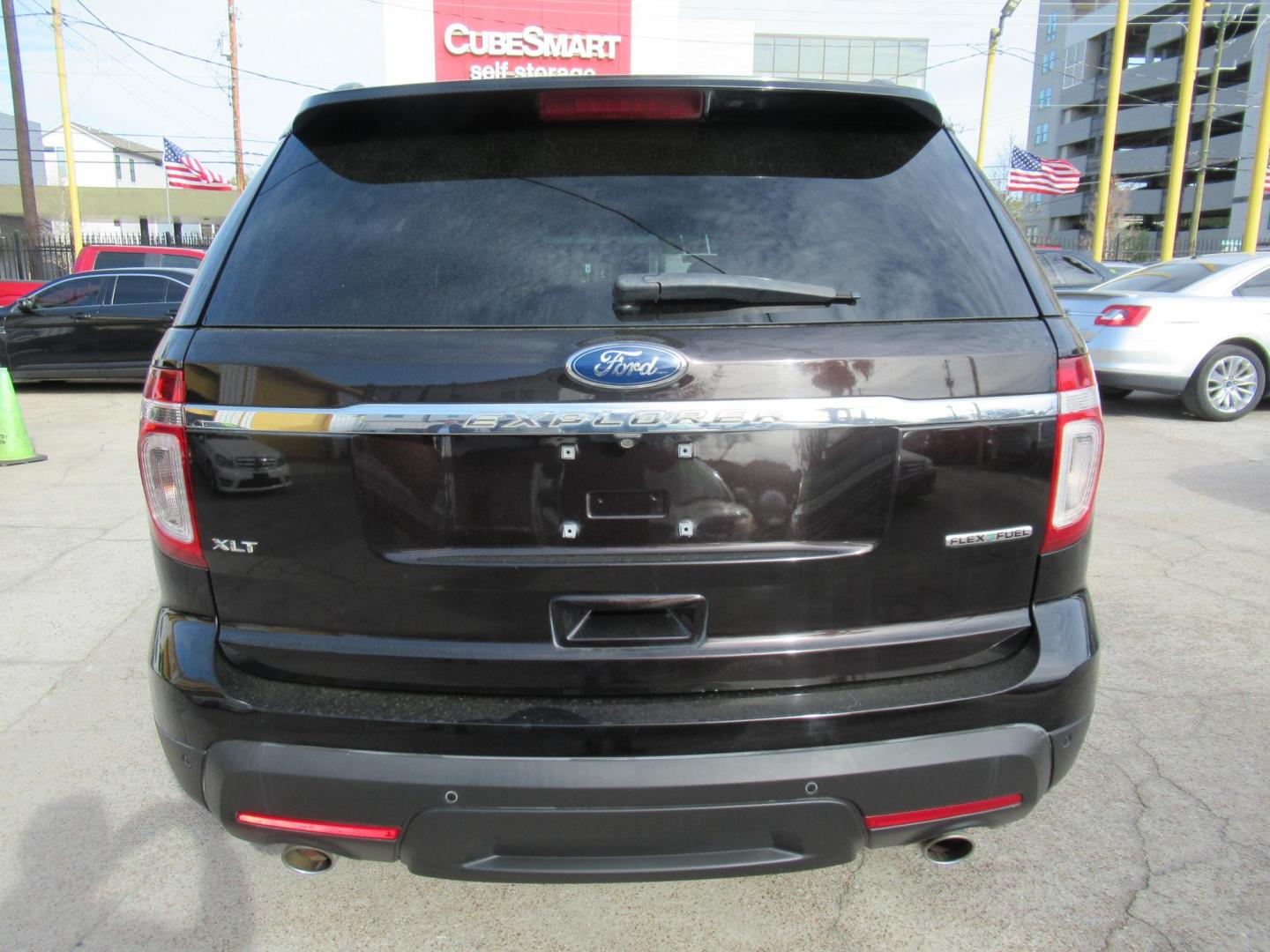 2014 Black /Tan Ford Explorer EXPLORER XLT (1FM5K7D88EG) with an 3.5L V6 F DOHC 24V engine, Automatic transmission, located at 1511 North Shepherd Dr., Houston, TX, 77008, (281) 657-1221, 29.798361, -95.412560 - 2014 FORD EXPLORER XLT VIN: 1FM5K7D88EGA37316 1 F M 5 K 7 D 8 8 E G A 3 7 3 1 6 4 DOOR WAGON/SPORT UTILITY 3.5L V6 F DOHC 24V GASOLINE FRONT WHEEL DRIVE ABS TRACTION CONTROL LIGHT ON - Photo#19