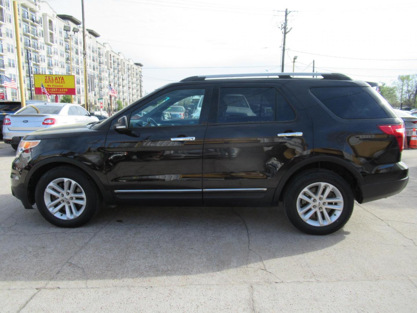 2014 Black /Tan Ford Explorer EXPLORER XLT (1FM5K7D88EG) with an 3.5L V6 F DOHC 24V engine, Automatic transmission, located at 1511 North Shepherd Dr., Houston, TX, 77008, (281) 657-1221, 29.798361, -95.412560 - 2014 FORD EXPLORER XLT VIN: 1FM5K7D88EGA37316 1 F M 5 K 7 D 8 8 E G A 3 7 3 1 6 4 DOOR WAGON/SPORT UTILITY 3.5L V6 F DOHC 24V GASOLINE FRONT WHEEL DRIVE ABS TRACTION CONTROL LIGHT ON - Photo#22