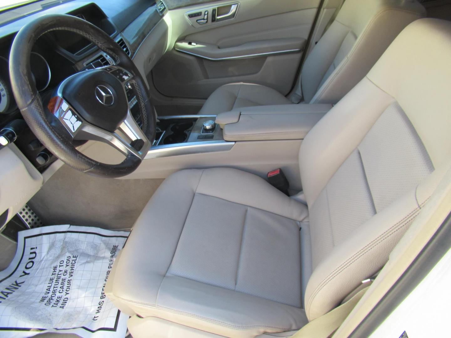 2015 White /Tan Mercedes-Benz E-Class E 350 (WDDHF5KB1FB) with an 3.5L V6 F DOHC 24V engine, Automatic transmission, located at 1511 North Shepherd Dr., Houston, TX, 77008, (281) 657-1221, 29.798361, -95.412560 - 2015 MERCEDES-BENZ E-CLASS E 350 VIN: WDDHF5KB1FB158704 W D D H F 5 K B 1 F B 1 5 8 7 0 4 SEDAN 4 DR 3.5L V6 F DOHC 24V GASOLINE REAR WHEEL DRIVE - Photo#5