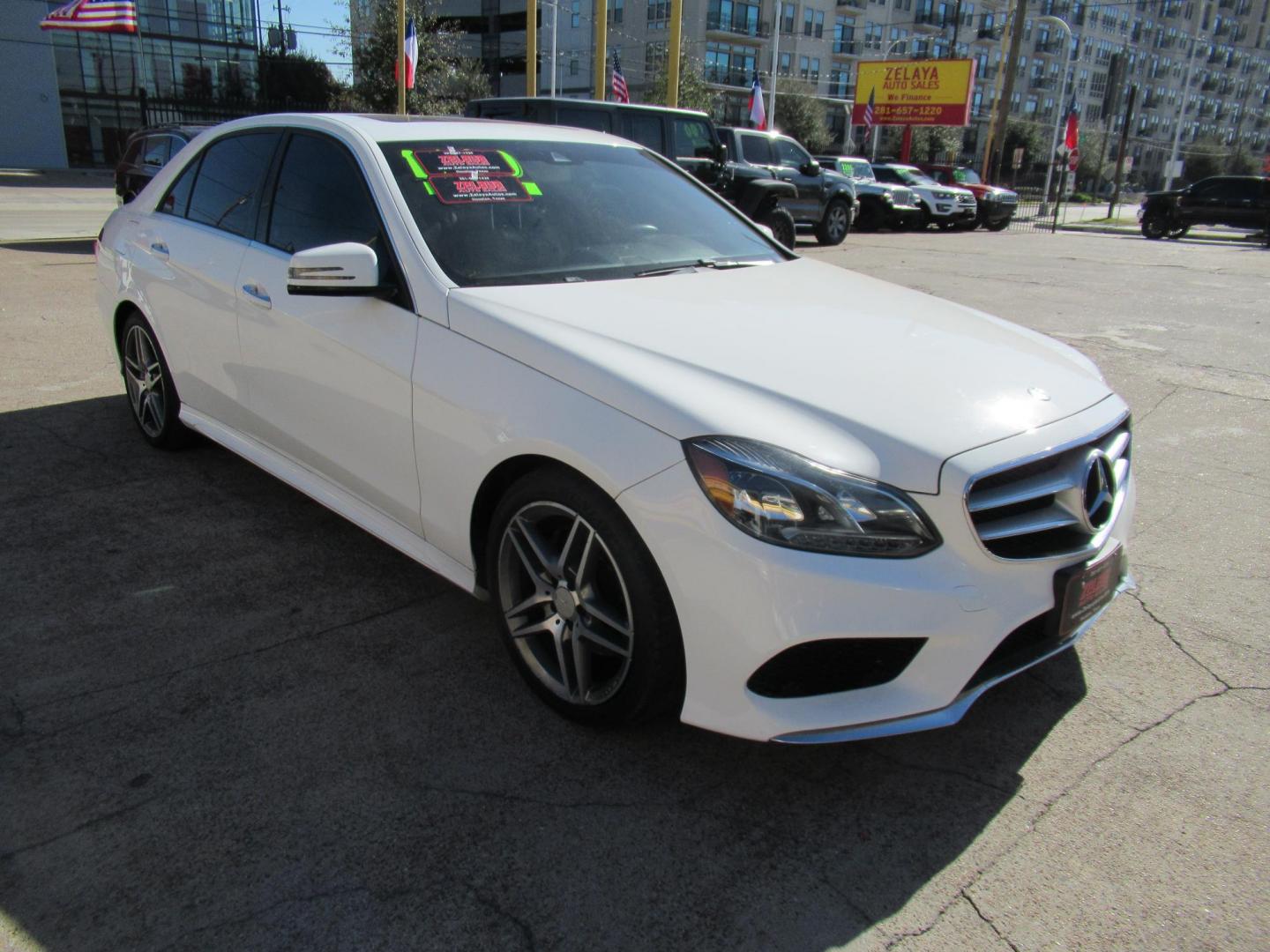 2015 White /Tan Mercedes-Benz E-Class E 350 (WDDHF5KB1FB) with an 3.5L V6 F DOHC 24V engine, Automatic transmission, located at 1511 North Shepherd Dr., Houston, TX, 77008, (281) 657-1221, 29.798361, -95.412560 - 2015 MERCEDES-BENZ E-CLASS E 350 VIN: WDDHF5KB1FB158704 W D D H F 5 K B 1 F B 1 5 8 7 0 4 SEDAN 4 DR 3.5L V6 F DOHC 24V GASOLINE REAR WHEEL DRIVE - Photo#17
