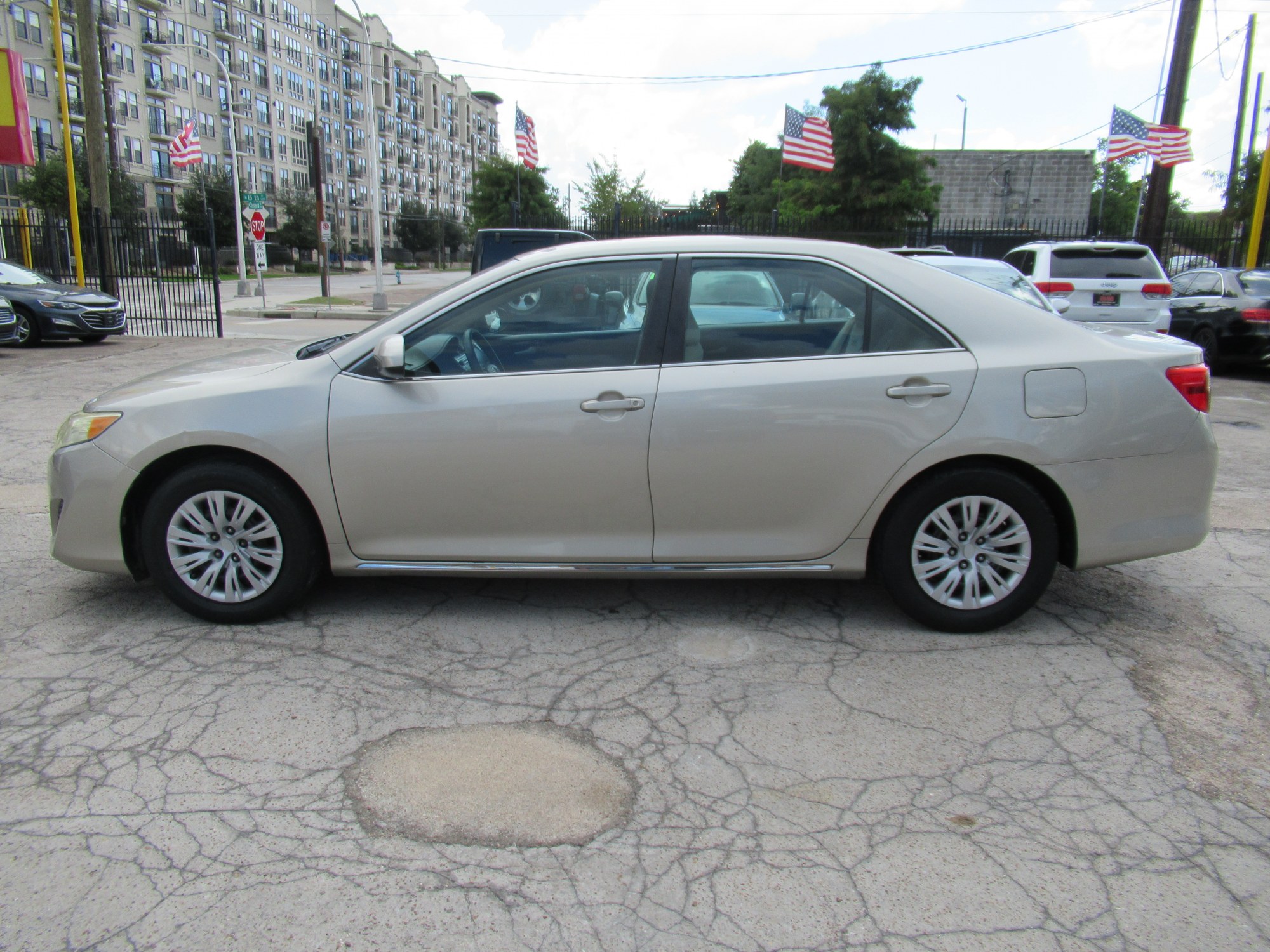 photo of 2014 Toyota Camry L