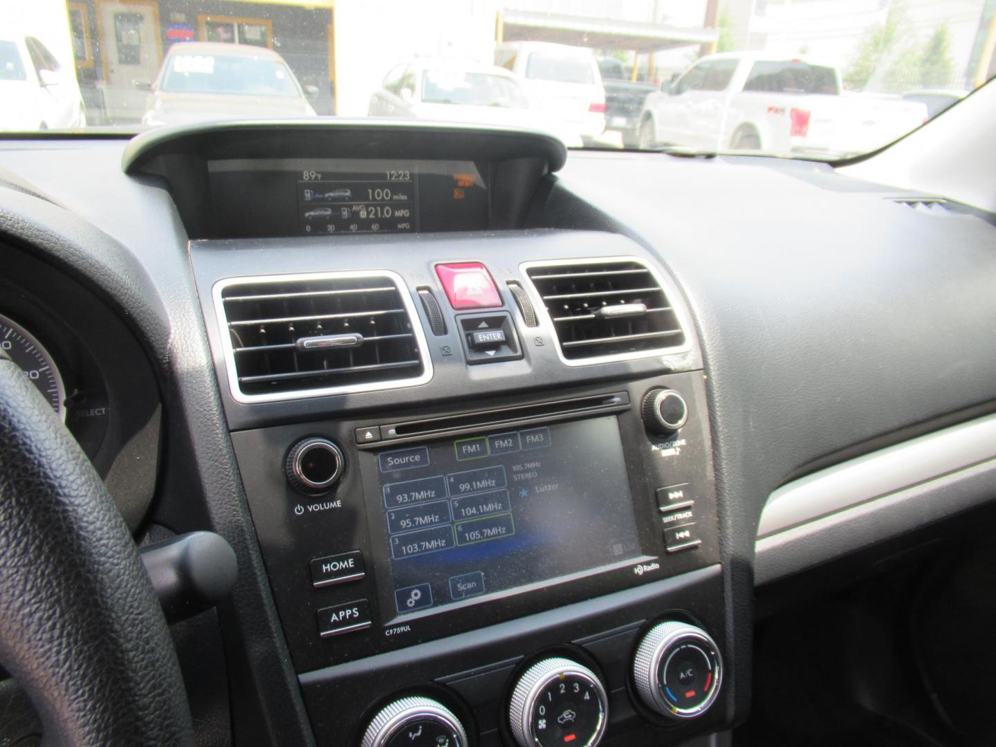2018 Silver /Black Subaru Forester 2.5I (JF2SJABC5JH) with an 2.5L H4 F DOHC 16V engine, Automatic transmission, located at 1511 North Shepherd Dr., Houston, TX, 77008, (281) 657-1221, 29.798361, -95.412560 - 2018 SUBARU FORESTER 2.5I VIN: JF2SJABC5JH521576 J F 2 S J A B C 5 J H 5 2 1 5 7 6 4 DOOR WAGON/SPORT UTILITY 2.5L H4 F DOHC 16V GASOLINE ALL WHEEL DRIVE - Photo#2