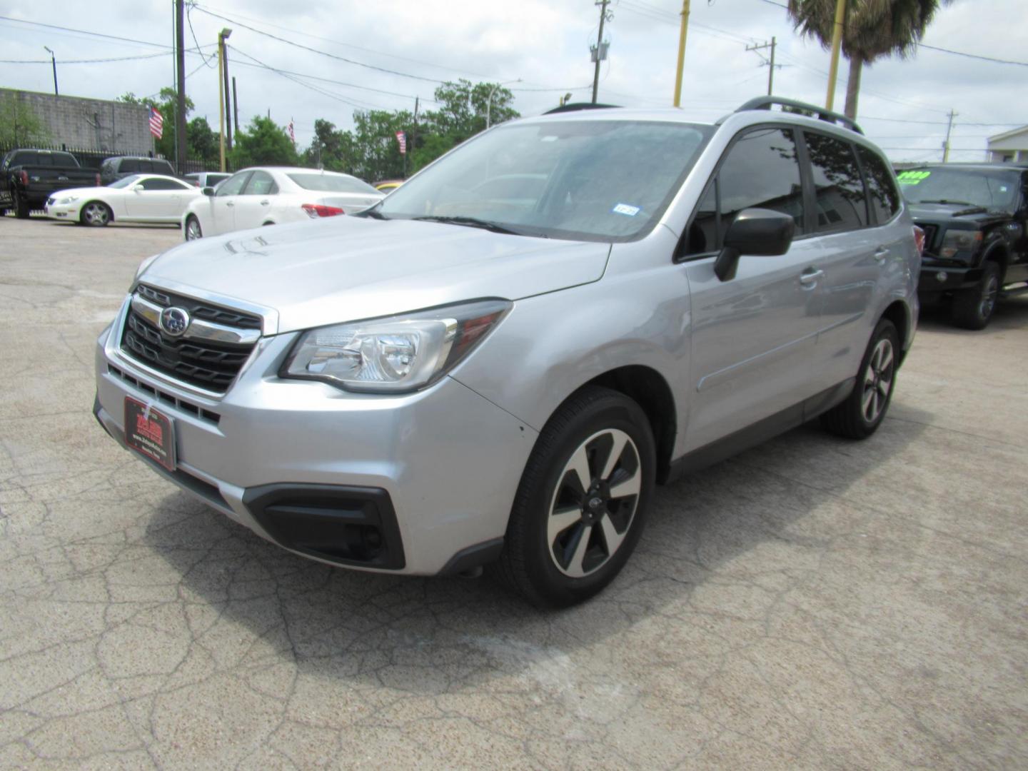 2018 Silver /Black Subaru Forester 2.5I (JF2SJABC5JH) with an 2.5L H4 F DOHC 16V engine, Automatic transmission, located at 1511 North Shepherd Dr., Houston, TX, 77008, (281) 657-1221, 29.798361, -95.412560 - 2018 SUBARU FORESTER 2.5I VIN: JF2SJABC5JH521576 J F 2 S J A B C 5 J H 5 2 1 5 7 6 4 DOOR WAGON/SPORT UTILITY 2.5L H4 F DOHC 16V GASOLINE ALL WHEEL DRIVE - Photo#23