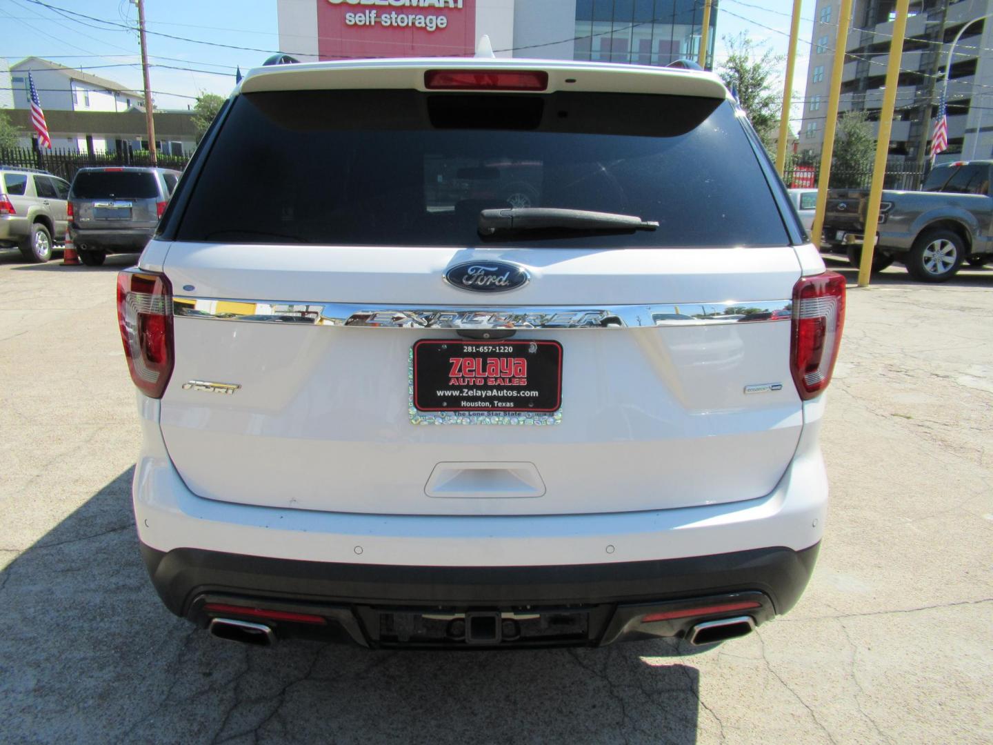 2016 White /White Ford Explorer EXPLORER SPORT (1FM5K8GT9GG) with an 3.5L V6 F DOHC 24V engine, Automatic transmission, located at 1511 North Shepherd Dr., Houston, TX, 77008, (281) 657-1221, 29.798361, -95.412560 - 2016 FORD EXPLORER SPORT VIN: 1FM5K8GT9GGA51332 1 F M 5 K 8 G T 9 G G A 5 1 3 3 2 4 DOOR WAGON/SPORT UTILITY 3.5L V6 F DOHC 24V GASOLINE FRONT WHEEL DRIVE W/ 4X4 - Photo#19