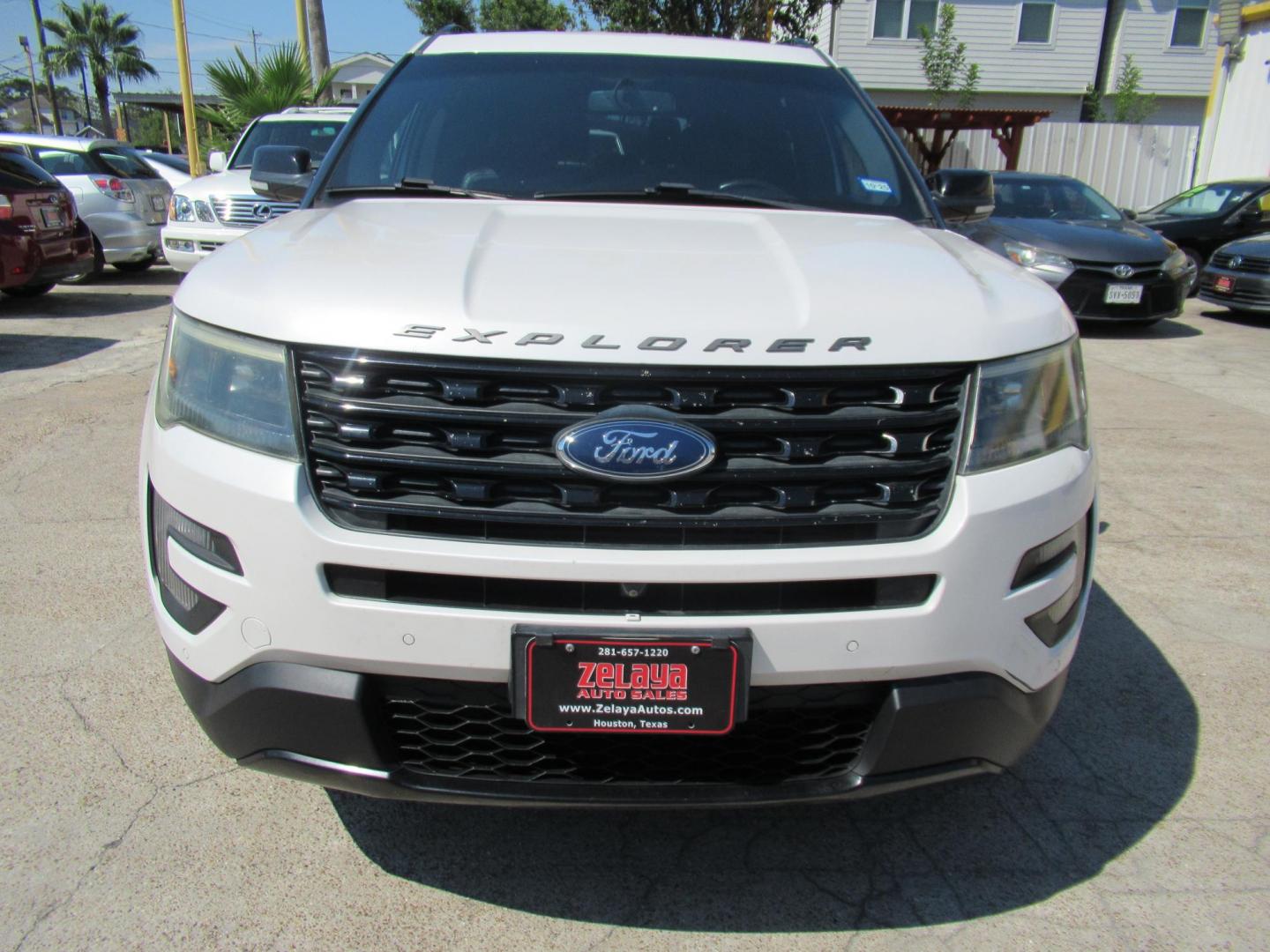 2016 White /White Ford Explorer EXPLORER SPORT (1FM5K8GT9GG) with an 3.5L V6 F DOHC 24V engine, Automatic transmission, located at 1511 North Shepherd Dr., Houston, TX, 77008, (281) 657-1221, 29.798361, -95.412560 - 2016 FORD EXPLORER SPORT VIN: 1FM5K8GT9GGA51332 1 F M 5 K 8 G T 9 G G A 5 1 3 3 2 4 DOOR WAGON/SPORT UTILITY 3.5L V6 F DOHC 24V GASOLINE FRONT WHEEL DRIVE W/ 4X4 - Photo#24