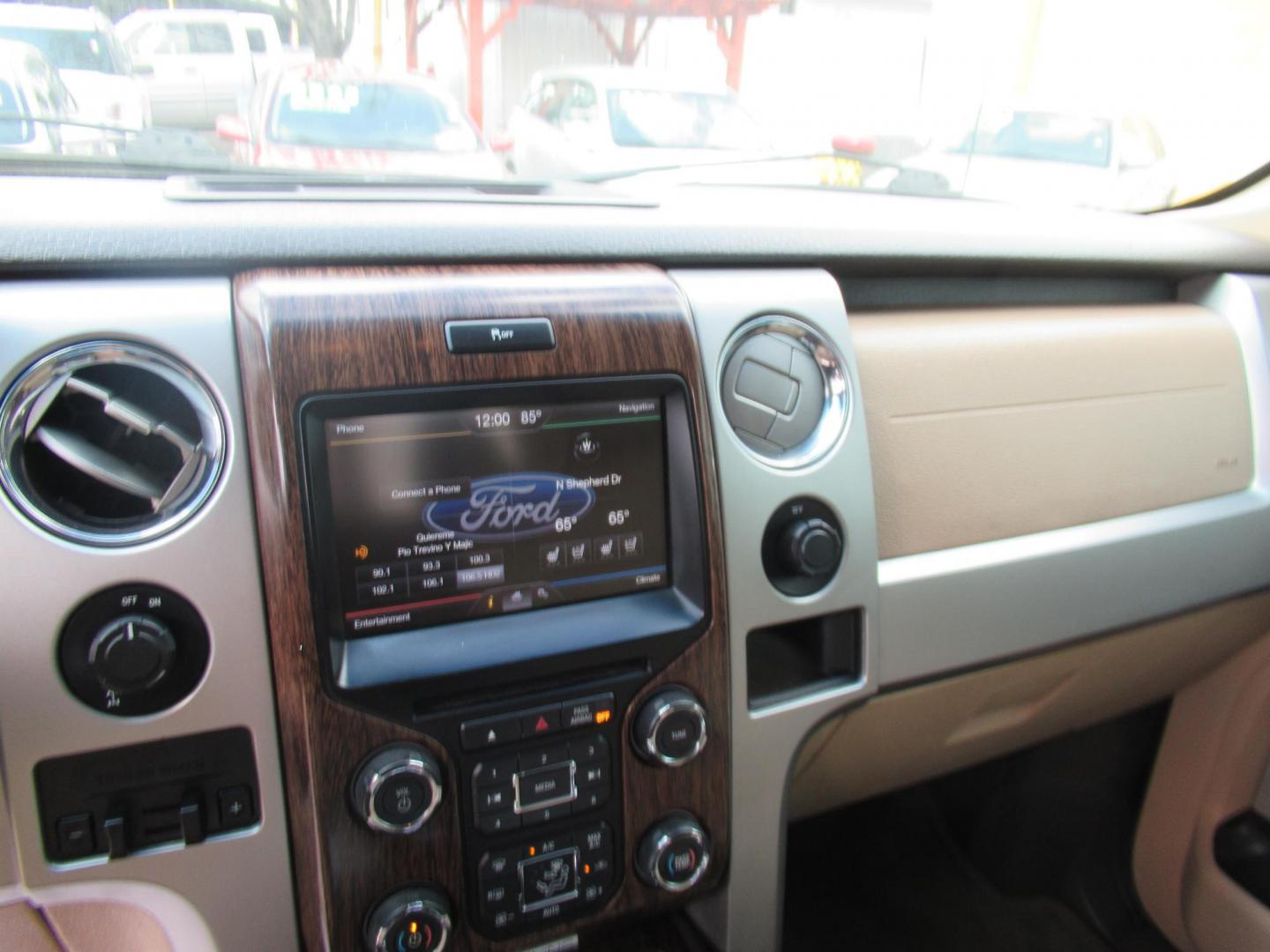 2013 Black /Tan Ford F-150 Lariat (1FTFW1CT3DK) with an 3.5 engine, Automatic transmission, located at 1511 North Shepherd Dr., Houston, TX, 77008, (281) 657-1221, 29.798361, -95.412560- Photo#3