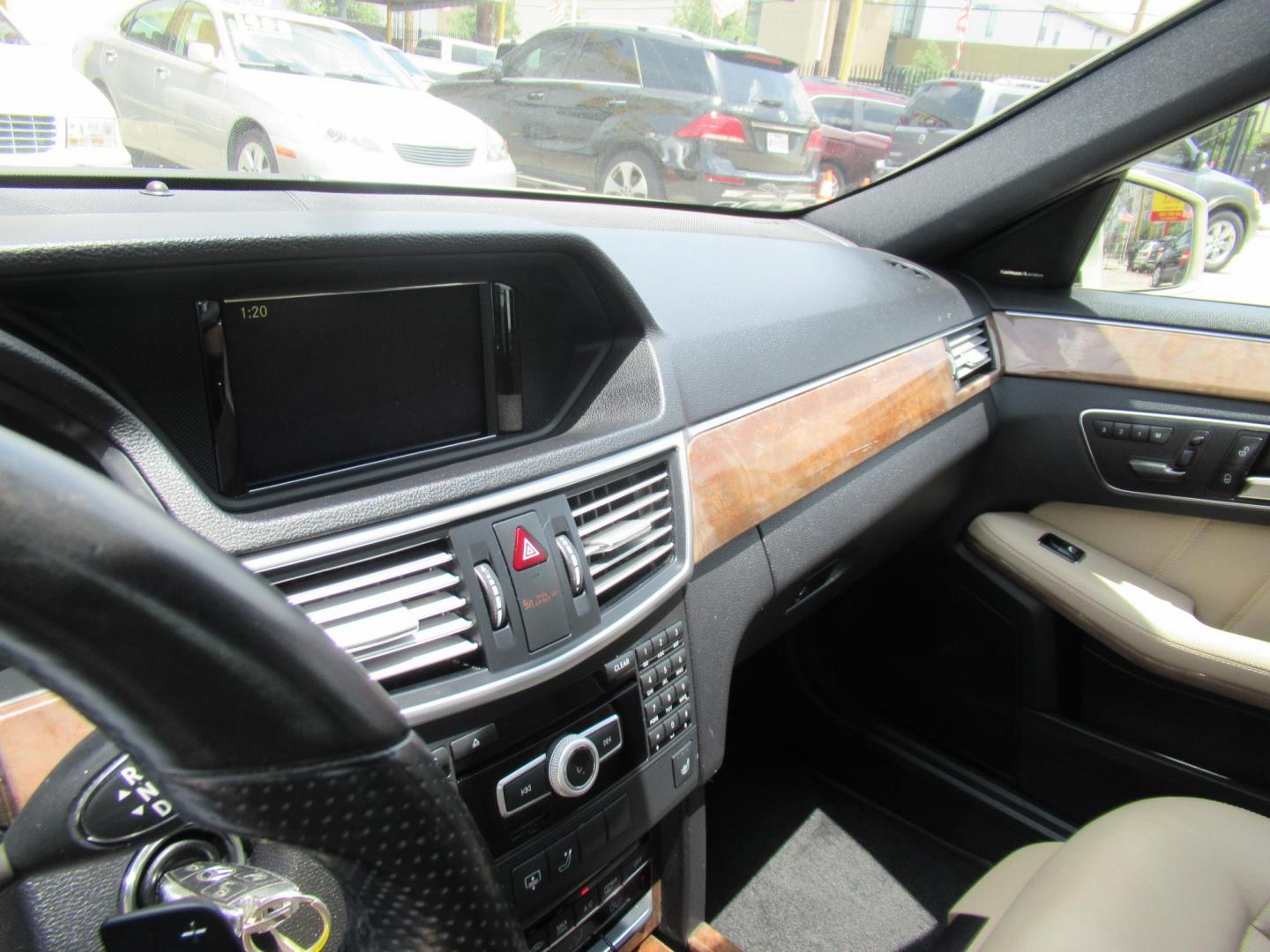 2012 Gold /Tan Mercedes-Benz E-Class E350 Sedan (WDDHF5KB5CA) with an 3.5L V6 DOHC 24V engine, Automatic transmission, located at 1511 North Shepherd Dr., Houston, TX, 77008, (281) 657-1221, 29.798361, -95.412560 - Mercedes-Benz E-Class E350 Sedan SEDAN 4-DR 3.5L V6 DOHC 24V V6 Automatic RWD - Photo#4
