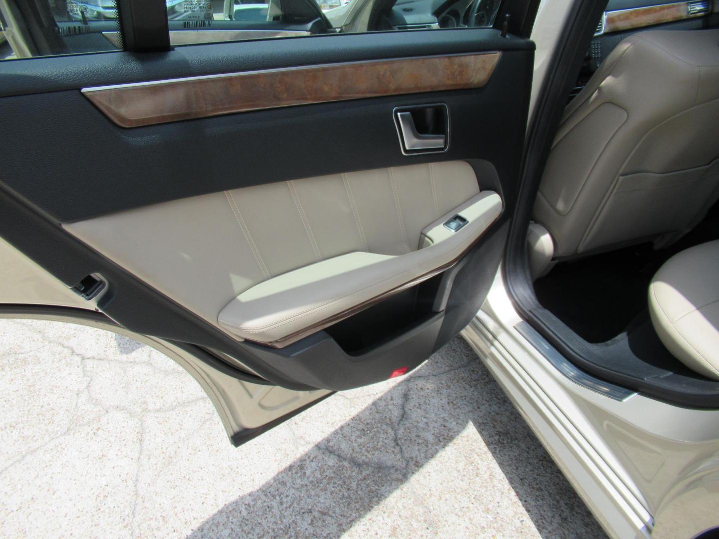 2012 Gold /Tan Mercedes-Benz E-Class E350 Sedan (WDDHF5KB5CA) with an 3.5L V6 DOHC 24V engine, Automatic transmission, located at 1511 North Shepherd Dr., Houston, TX, 77008, (281) 657-1221, 29.798361, -95.412560 - Mercedes-Benz E-Class E350 Sedan SEDAN 4-DR 3.5L V6 DOHC 24V V6 Automatic RWD - Photo#9