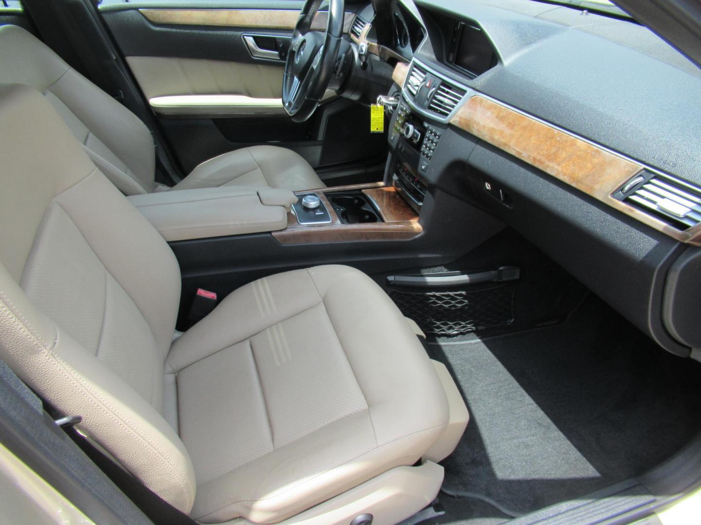 2012 Gold /Tan Mercedes-Benz E-Class E350 Sedan (WDDHF5KB5CA) with an 3.5L V6 DOHC 24V engine, Automatic transmission, located at 1511 North Shepherd Dr., Houston, TX, 77008, (281) 657-1221, 29.798361, -95.412560 - Mercedes-Benz E-Class E350 Sedan SEDAN 4-DR 3.5L V6 DOHC 24V V6 Automatic RWD - Photo#16