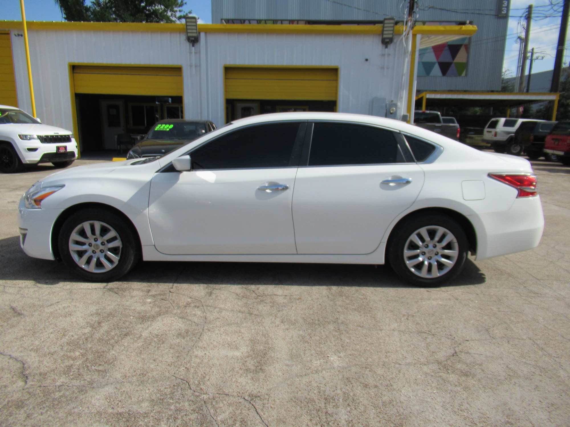 photo of 2015 Nissan Altima 2.5 S