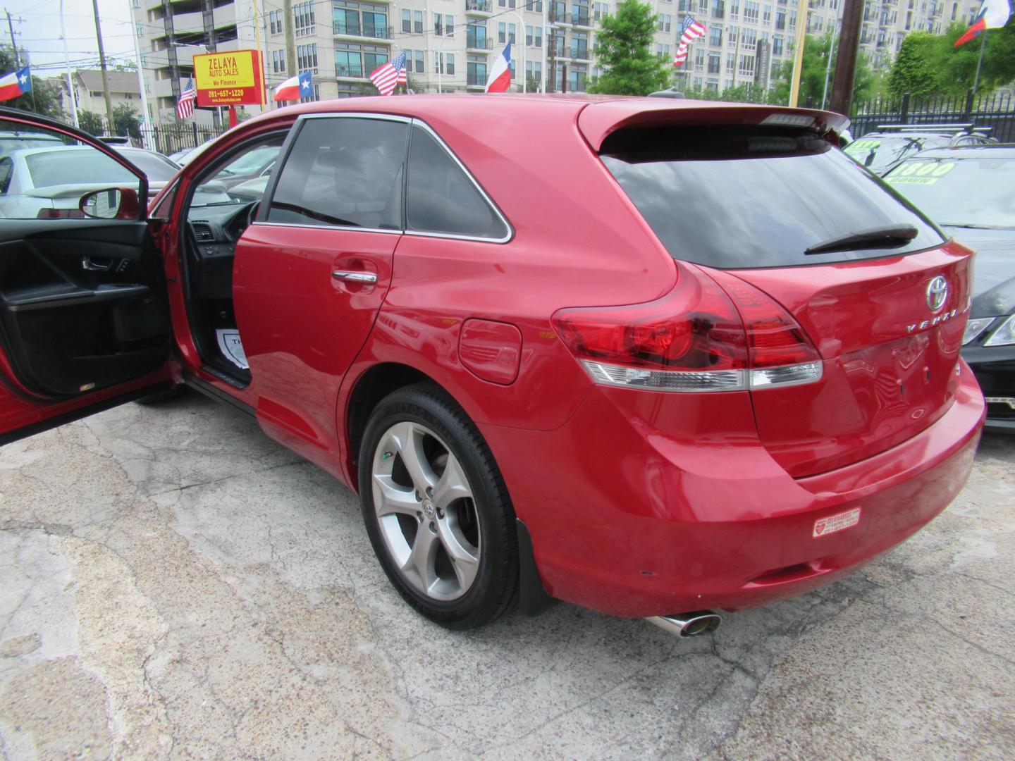 2014 Red /Black Toyota Venza LE V6 FWD (4T3ZK3BBXEU) with an 3.5L V6 DOHC 24V engine, Automatic transmission, located at 1511 North Shepherd Dr., Houston, TX, 77008, (281) 657-1221, 29.798361, -95.412560 - 2014 Toyota Venza LE V6 FWD WAGON 5-DR 3.5L V6 DOHC 24V V6 - Photo#15