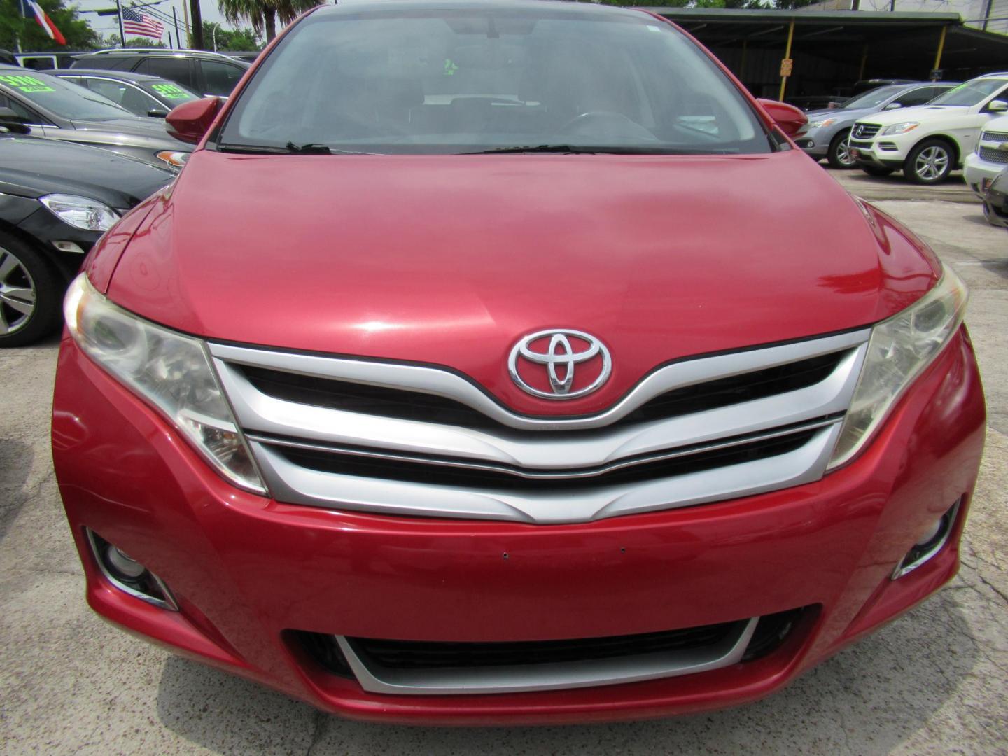 2014 Red /Black Toyota Venza LE V6 FWD (4T3ZK3BBXEU) with an 3.5L V6 DOHC 24V engine, Automatic transmission, located at 1511 North Shepherd Dr., Houston, TX, 77008, (281) 657-1221, 29.798361, -95.412560 - 2014 Toyota Venza LE V6 FWD WAGON 5-DR 3.5L V6 DOHC 24V V6 - Photo#1