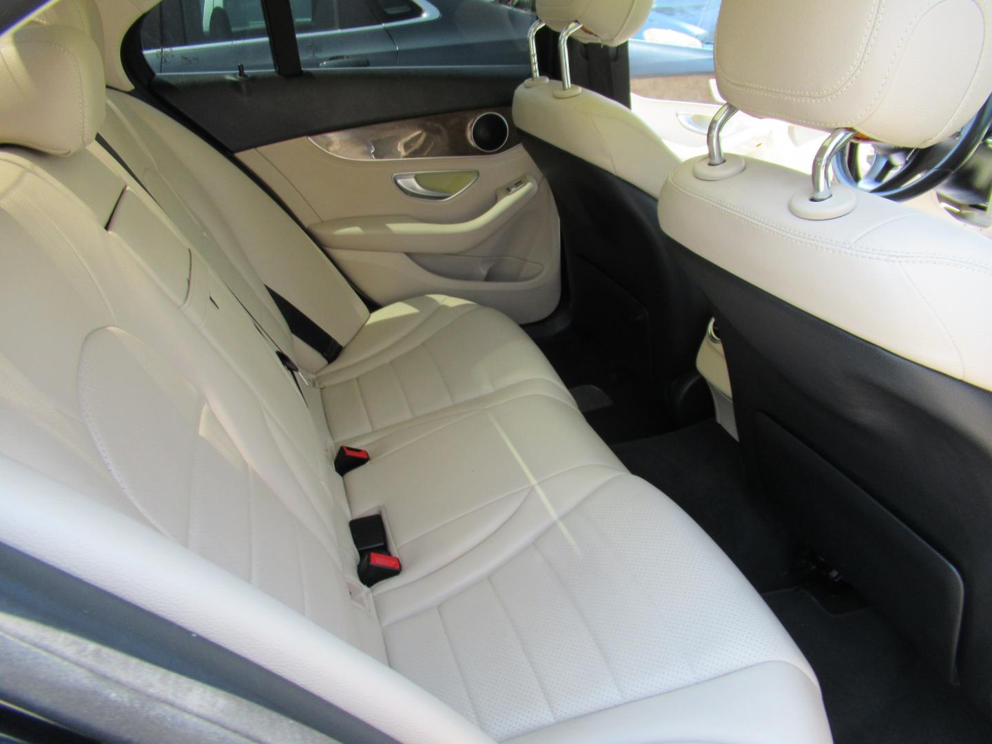 2016 Black /Black Mercedes-Benz C-Class C300 4MATIC Sedan (55SWF4KB6GU) with an 2.0L L4 DOHC 16V engine, 7A transmission, located at 1511 North Shepherd Dr., Houston, TX, 77008, (281) 657-1221, 29.798361, -95.412560 - 2016 MERCEDES-BENZ C-CLASS C 300 4MATIC VIN: 55SWF4KB6GU137937 5 5 S W F 4 K B 6 G U 1 3 7 9 3 7 SEDAN 4 DR 2.0L I4 F DOHC 16V GASOLINE ALL WHEEL DRIVE- Photo#11