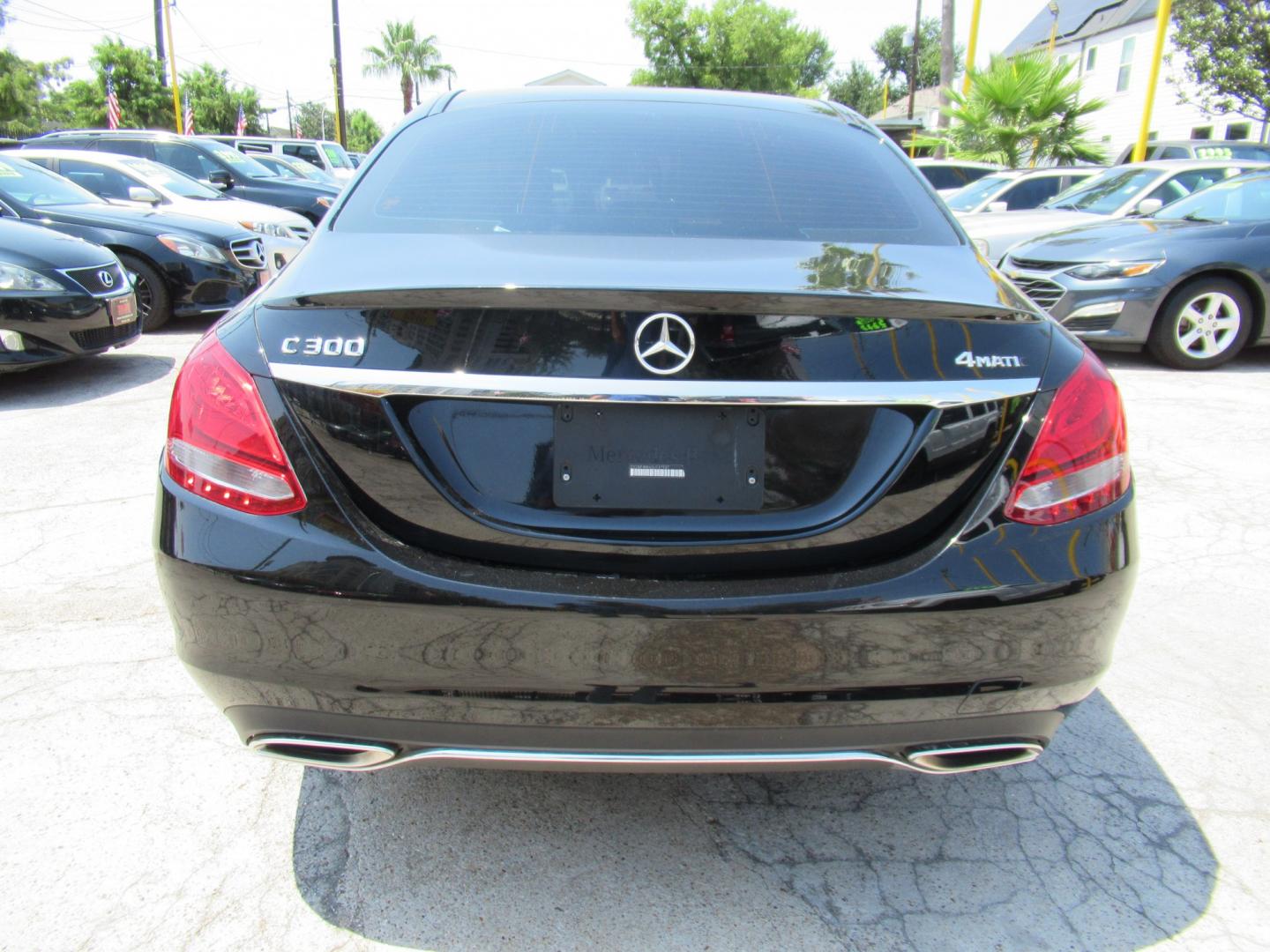2016 Black /Black Mercedes-Benz C-Class C300 4MATIC Sedan (55SWF4KB6GU) with an 2.0L L4 DOHC 16V engine, 7A transmission, located at 1511 North Shepherd Dr., Houston, TX, 77008, (281) 657-1221, 29.798361, -95.412560 - 2016 MERCEDES-BENZ C-CLASS C 300 4MATIC VIN: 55SWF4KB6GU137937 5 5 S W F 4 K B 6 G U 1 3 7 9 3 7 SEDAN 4 DR 2.0L I4 F DOHC 16V GASOLINE ALL WHEEL DRIVE- Photo#18