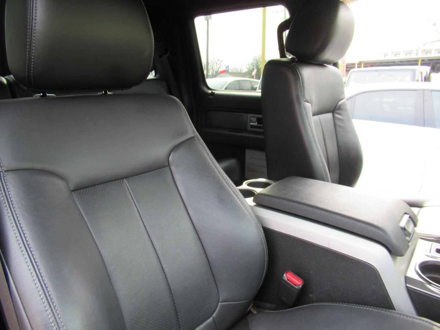 2014 Black /Black Ford F-150 FX4 SuperCrew 5.5-ft. Bed 4WD (1FTFW1ET3EK) with an 3.5L V6 TURBO engine, Automatic transmission, located at 1511 North Shepherd Dr., Houston, TX, 77008, (281) 657-1221, 29.798361, -95.412560 - 2014 FORD F-150 FX4 VIN: 1FTFW1ET3EKF20416 1 F T F W 1 E T 3 E K F 2 0 4 1 6 CREW PICKUP 3.5L V6 F DOHC 24V GASOLINE REAR WHEEL DRIVE W/ 4X4 - Photo#14