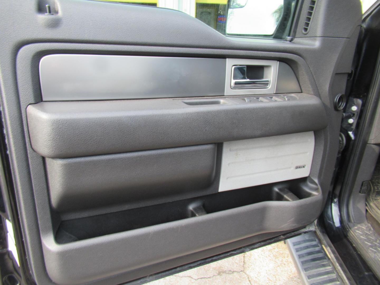 2014 Black /Black Ford F-150 FX4 SuperCrew 5.5-ft. Bed 4WD (1FTFW1ET3EK) with an 3.5L V6 TURBO engine, Automatic transmission, located at 1511 North Shepherd Dr., Houston, TX, 77008, (281) 657-1221, 29.798361, -95.412560 - 2014 FORD F-150 FX4 VIN: 1FTFW1ET3EKF20416 1 F T F W 1 E T 3 E K F 2 0 4 1 6 CREW PICKUP 3.5L V6 F DOHC 24V GASOLINE REAR WHEEL DRIVE W/ 4X4 - Photo#7