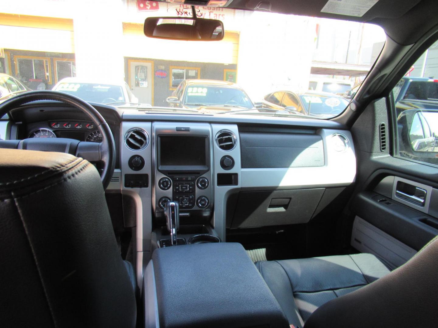 2014 Black /Black Ford F-150 Platinum SuperCrew 6.5-ft. Bed 2WD (1FTFW1CT5EF) with an 3.5L V6 TURBO engine, Automatic transmission, located at 1511 North Shepherd Dr., Houston, TX, 77008, (281) 657-1221, 29.798361, -95.412560 - 2014 FORD F-150 XLT FX2 VIN: 1FTFW1CT5EFB68967 1 F T F W 1 C T 5 E F B 6 8 9 6 7 CREW PICKUP 3.5L V6 F DOHC 24V GASOLINE REAR WHEEL DRIVE - Photo#14