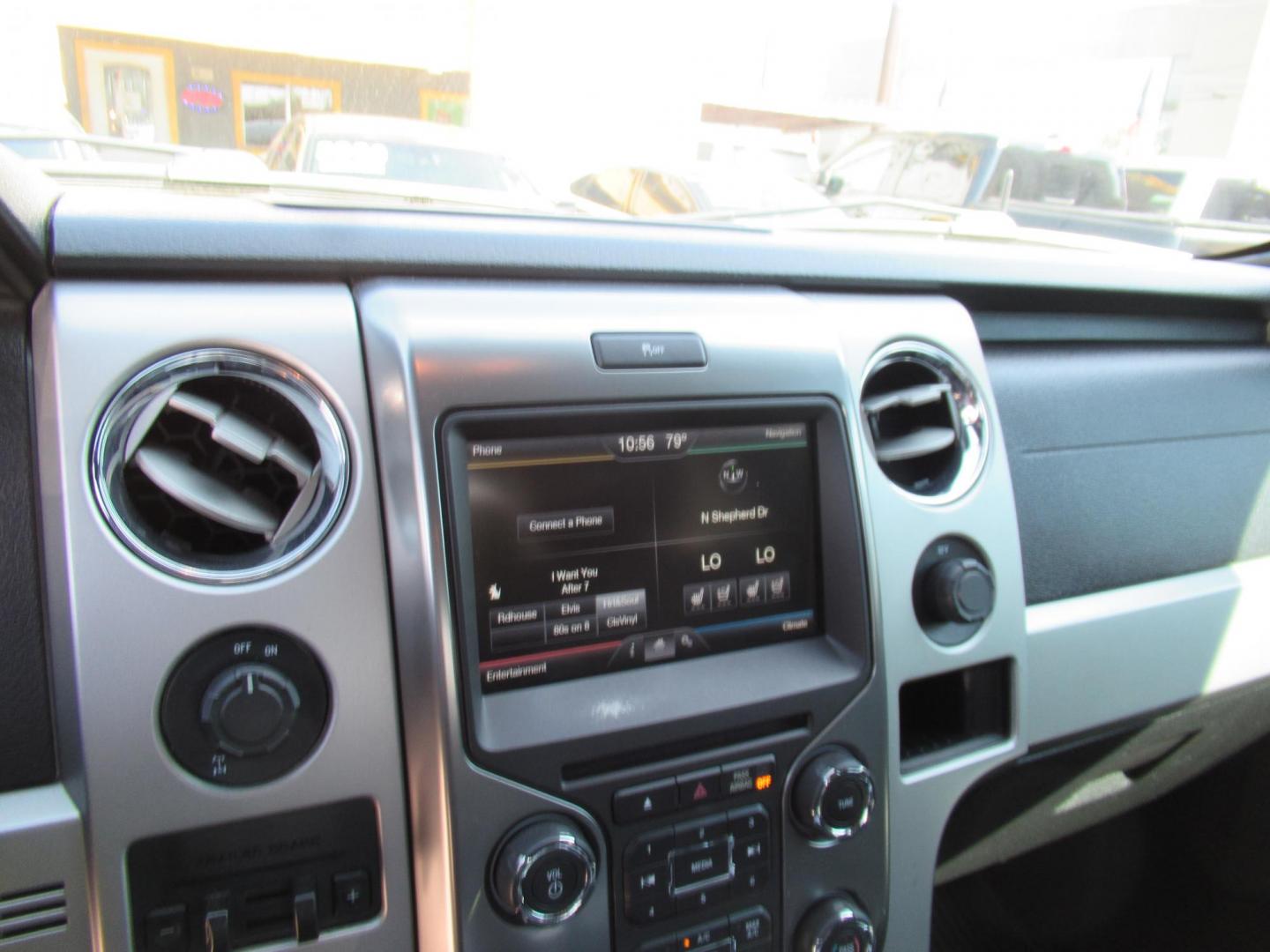 2014 Black /Black Ford F-150 Platinum SuperCrew 6.5-ft. Bed 2WD (1FTFW1CT5EF) with an 3.5L V6 TURBO engine, Automatic transmission, located at 1511 North Shepherd Dr., Houston, TX, 77008, (281) 657-1221, 29.798361, -95.412560 - 2014 FORD F-150 XLT FX2 VIN: 1FTFW1CT5EFB68967 1 F T F W 1 C T 5 E F B 6 8 9 6 7 CREW PICKUP 3.5L V6 F DOHC 24V GASOLINE REAR WHEEL DRIVE - Photo#2