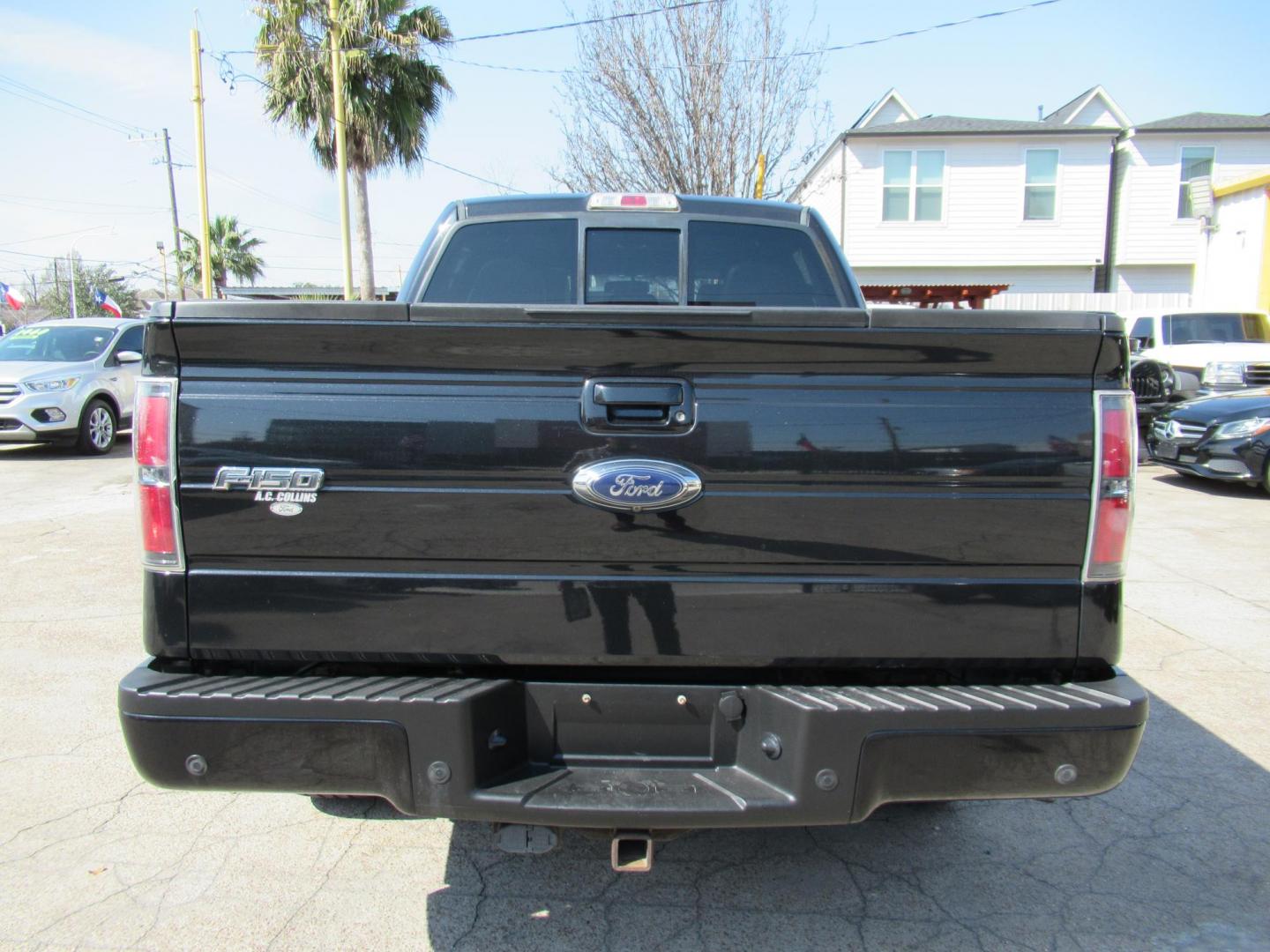 2014 Black /Black Ford F-150 Platinum SuperCrew 6.5-ft. Bed 2WD (1FTFW1CT5EF) with an 3.5L V6 TURBO engine, Automatic transmission, located at 1511 North Shepherd Dr., Houston, TX, 77008, (281) 657-1221, 29.798361, -95.412560 - 2014 FORD F-150 XLT FX2 VIN: 1FTFW1CT5EFB68967 1 F T F W 1 C T 5 E F B 6 8 9 6 7 CREW PICKUP 3.5L V6 F DOHC 24V GASOLINE REAR WHEEL DRIVE - Photo#36