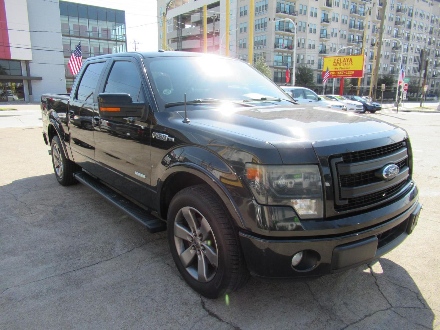 2014 Black /Black Ford F-150 Platinum SuperCrew 6.5-ft. Bed 2WD (1FTFW1CT5EF) with an 3.5L V6 TURBO engine, Automatic transmission, located at 1511 North Shepherd Dr., Houston, TX, 77008, (281) 657-1221, 29.798361, -95.412560 - 2014 FORD F-150 XLT FX2 VIN: 1FTFW1CT5EFB68967 1 F T F W 1 C T 5 E F B 6 8 9 6 7 CREW PICKUP 3.5L V6 F DOHC 24V GASOLINE REAR WHEEL DRIVE - Photo#40
