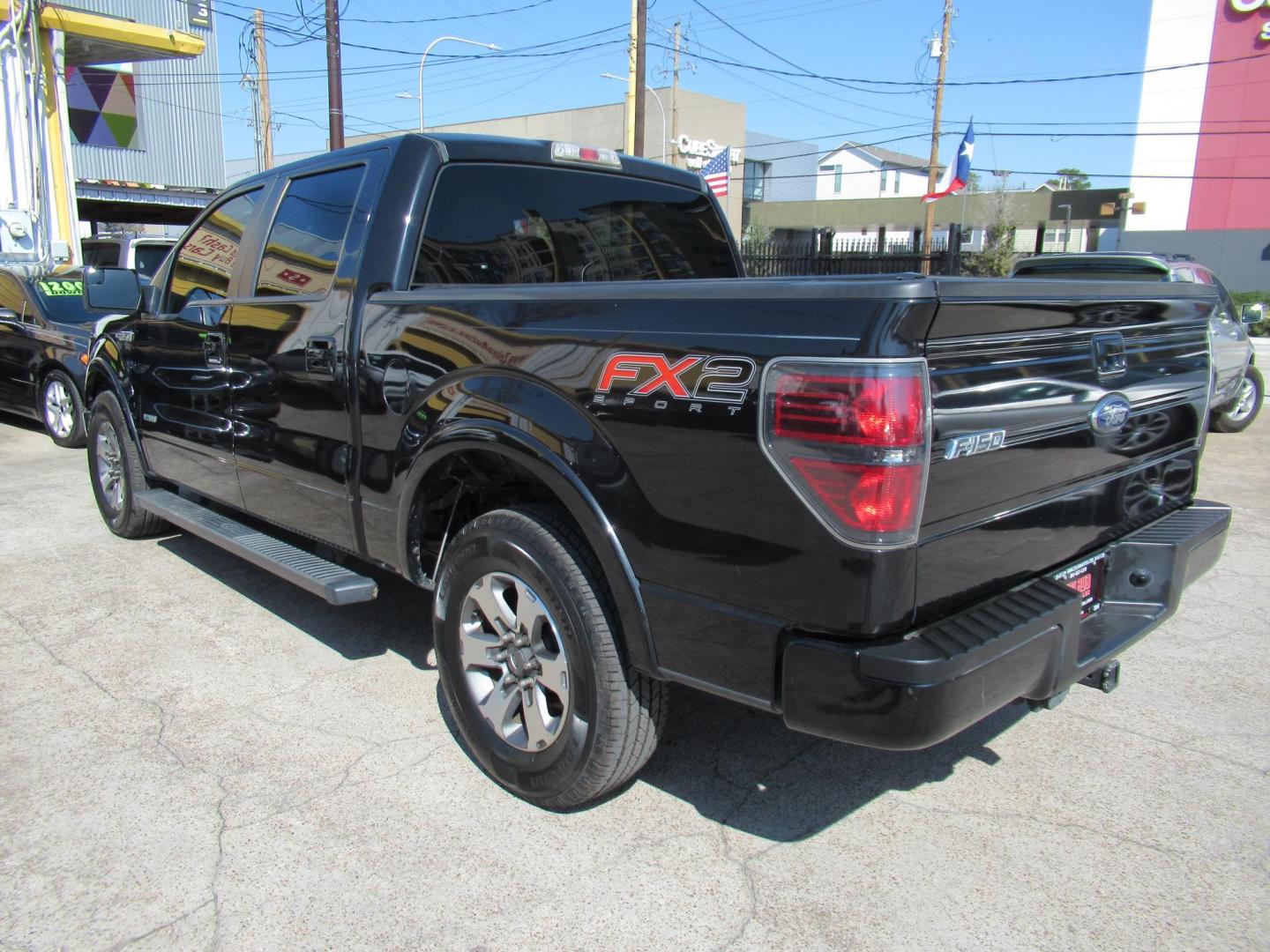 2014 Black /Black Ford F-150 FX2 SuperCrew 6.5-ft. Bed 2WD (1FTFW1CT5EK) with an 3.5L V6 TURBO engine, Automatic transmission, located at 1511 North Shepherd Dr., Houston, TX, 77008, (281) 657-1221, 29.798361, -95.412560 - 2014 FORD F-150 XL VIN: 1FTFW1CT5EKF30464 1 F T F W 1 C T 5 E K F 3 0 4 6 4 CREW PICKUP 3.5L V6 F DOHC 24V GASOLINE REAR WHEEL DRIVE - Photo#19