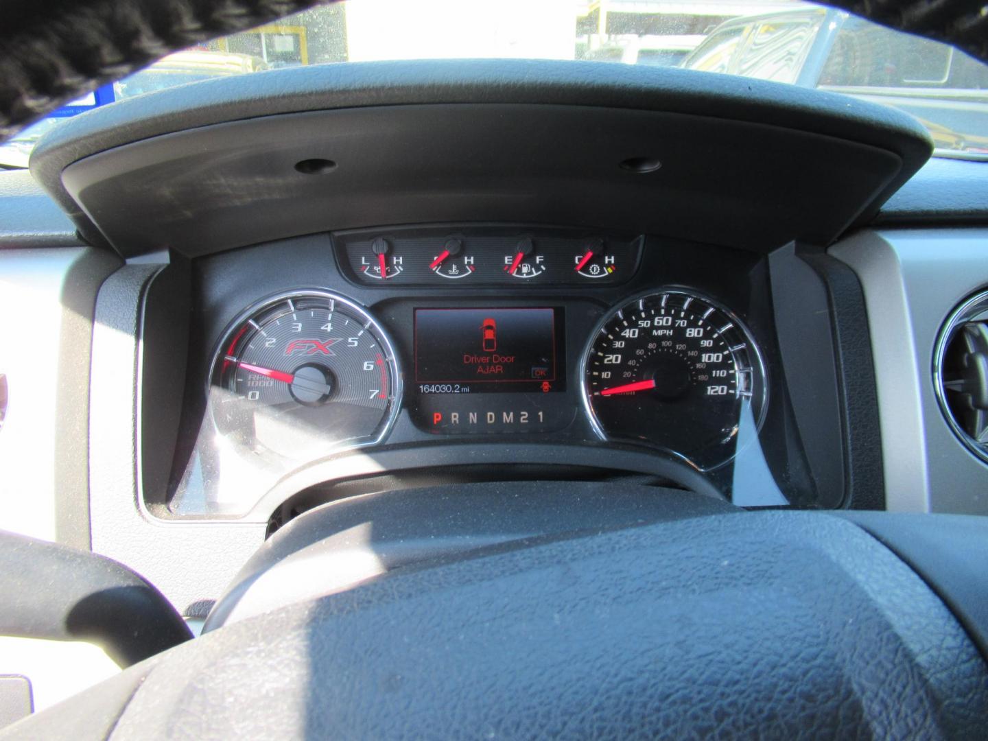 2014 Black /Black Ford F-150 FX2 SuperCrew 6.5-ft. Bed 2WD (1FTFW1CT5EK) with an 3.5L V6 TURBO engine, Automatic transmission, located at 1511 North Shepherd Dr., Houston, TX, 77008, (281) 657-1221, 29.798361, -95.412560 - 2014 FORD F-150 XL VIN: 1FTFW1CT5EKF30464 1 F T F W 1 C T 5 E K F 3 0 4 6 4 CREW PICKUP 3.5L V6 F DOHC 24V GASOLINE REAR WHEEL DRIVE - Photo#2