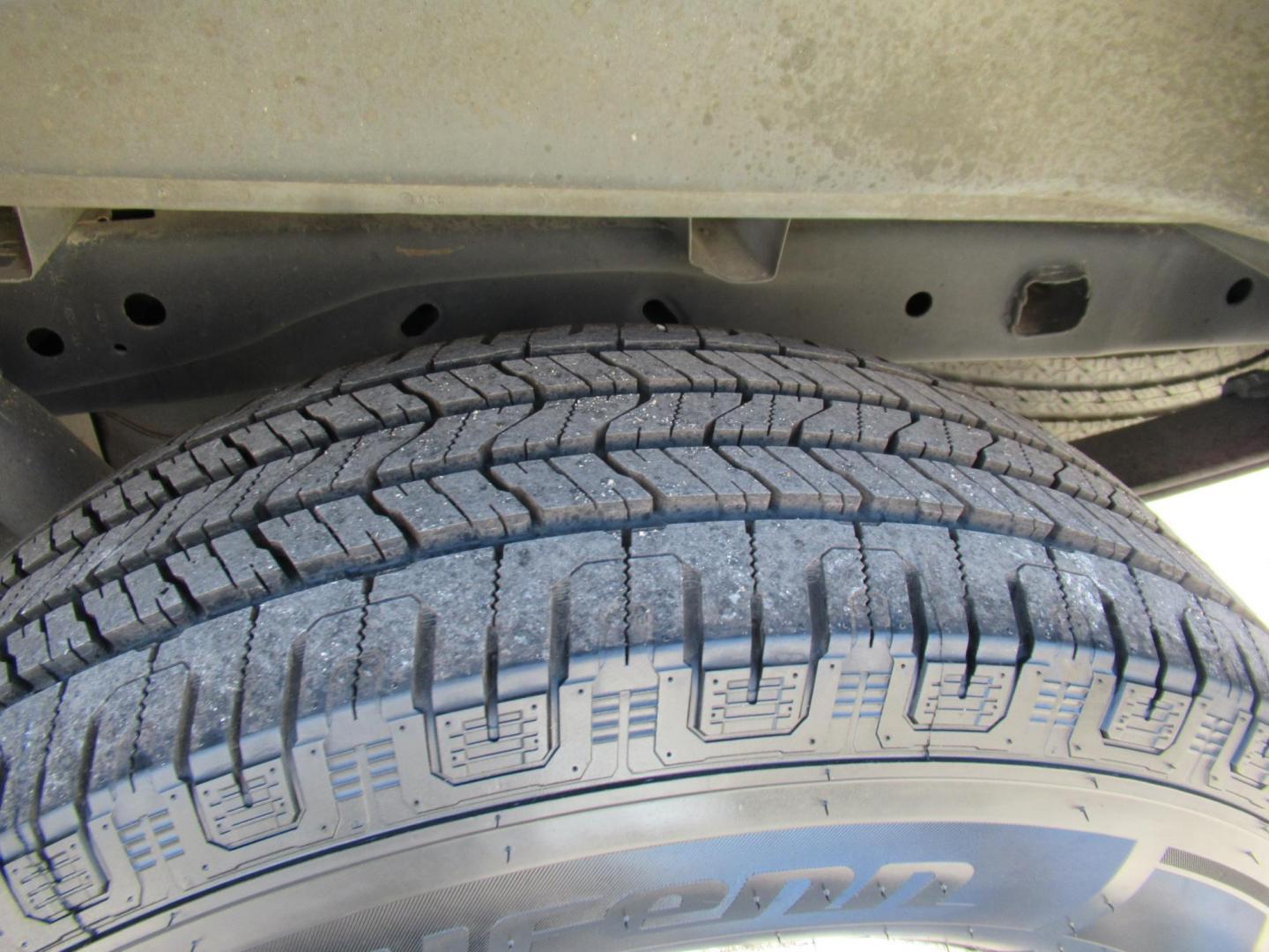 2014 Black /Black Ford F-150 FX2 SuperCrew 6.5-ft. Bed 2WD (1FTFW1CT5EK) with an 3.5L V6 TURBO engine, Automatic transmission, located at 1511 North Shepherd Dr., Houston, TX, 77008, (281) 657-1221, 29.798361, -95.412560 - 2014 FORD F-150 XL VIN: 1FTFW1CT5EKF30464 1 F T F W 1 C T 5 E K F 3 0 4 6 4 CREW PICKUP 3.5L V6 F DOHC 24V GASOLINE REAR WHEEL DRIVE - Photo#32