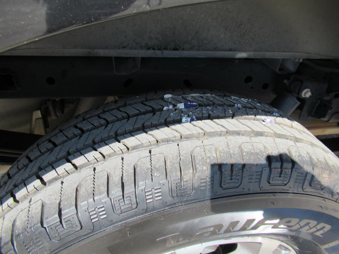 2014 Black /Black Ford F-150 FX2 SuperCrew 6.5-ft. Bed 2WD (1FTFW1CT5EK) with an 3.5L V6 TURBO engine, Automatic transmission, located at 1511 North Shepherd Dr., Houston, TX, 77008, (281) 657-1221, 29.798361, -95.412560 - 2014 FORD F-150 XL VIN: 1FTFW1CT5EKF30464 1 F T F W 1 C T 5 E K F 3 0 4 6 4 CREW PICKUP 3.5L V6 F DOHC 24V GASOLINE REAR WHEEL DRIVE - Photo#38