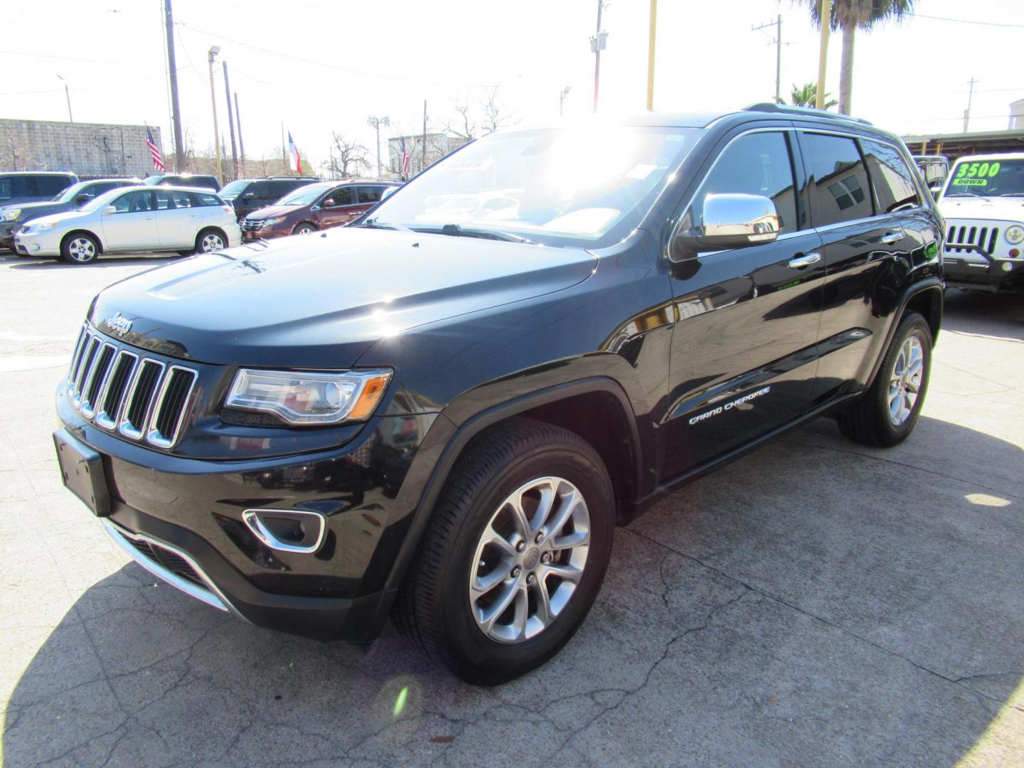 2014 Black /Black Jeep Grand Cherokee Limited 4WD (1C4RJFBG3EC) with an 3.6L V6 DOHC 24V engine, Automatic transmission, located at 1511 North Shepherd Dr., Houston, TX, 77008, (281) 657-1221, 29.798361, -95.412560 - 2014 JEEP GRAND CHEROKEE LIMITED VIN: 1C4RJFBG3EC152796 1 C 4 R J F B G 3 E C 1 5 2 7 9 6 4 DOOR WAGON/SPORT UTILITY 3.6L V6 F DOHC 24V GASOLINE REAR WHEEL DRIVE W/ 4X4 - Photo#27