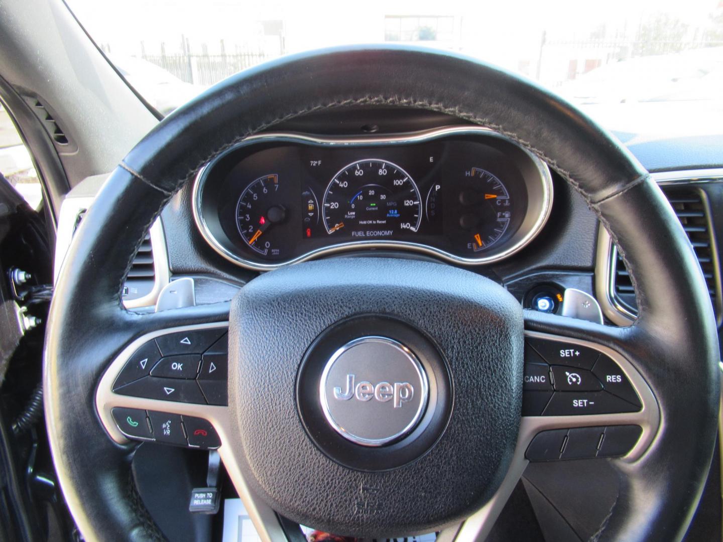 2014 Black /Black Jeep Grand Cherokee Limited 4WD (1C4RJFBG3EC) with an 3.6L V6 DOHC 24V engine, Automatic transmission, located at 1511 North Shepherd Dr., Houston, TX, 77008, (281) 657-1221, 29.798361, -95.412560 - 2014 JEEP GRAND CHEROKEE LIMITED VIN: 1C4RJFBG3EC152796 1 C 4 R J F B G 3 E C 1 5 2 7 9 6 4 DOOR WAGON/SPORT UTILITY 3.6L V6 F DOHC 24V GASOLINE REAR WHEEL DRIVE W/ 4X4 - Photo#4